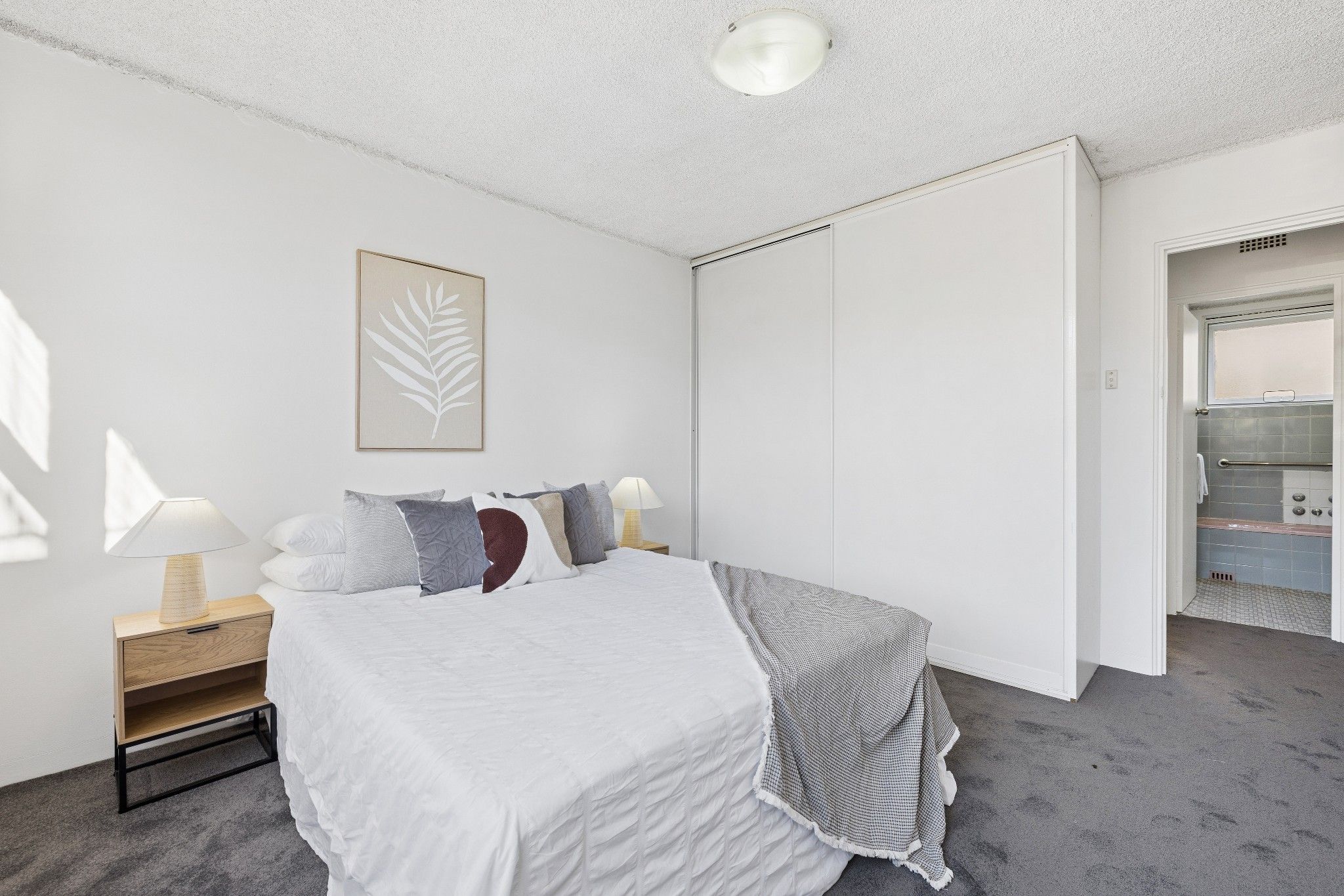 10/8 Webbs Avenue — photo 7 of 14