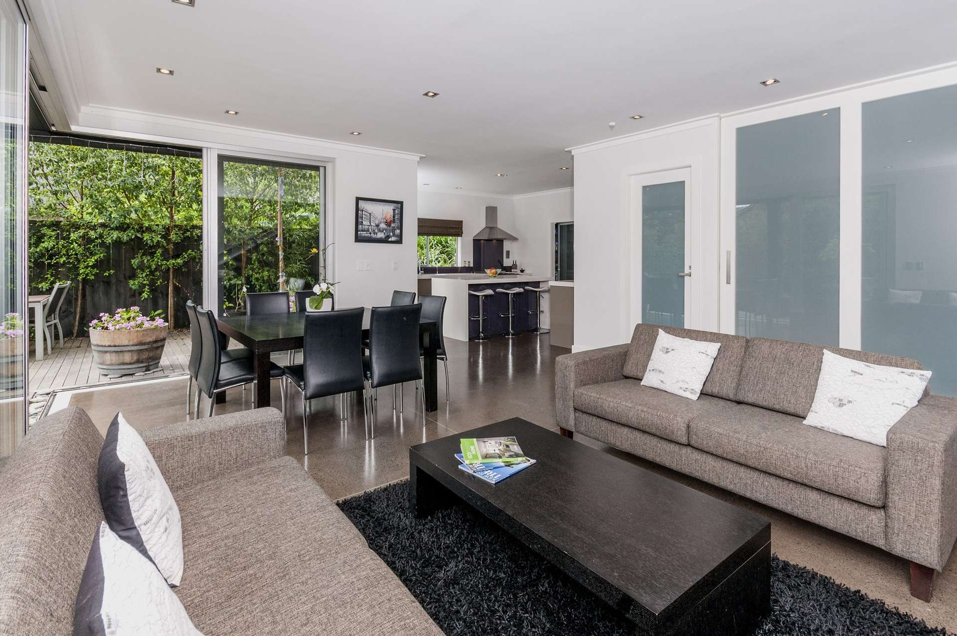 28b Godden Crescent photo 4