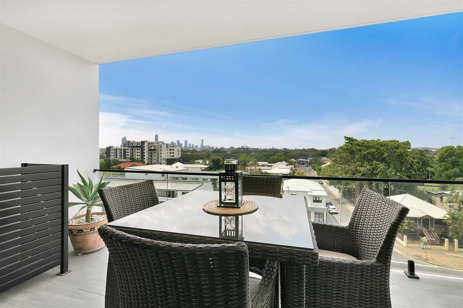 89 Old Cleveland Road, Stones Corner QLD 4120