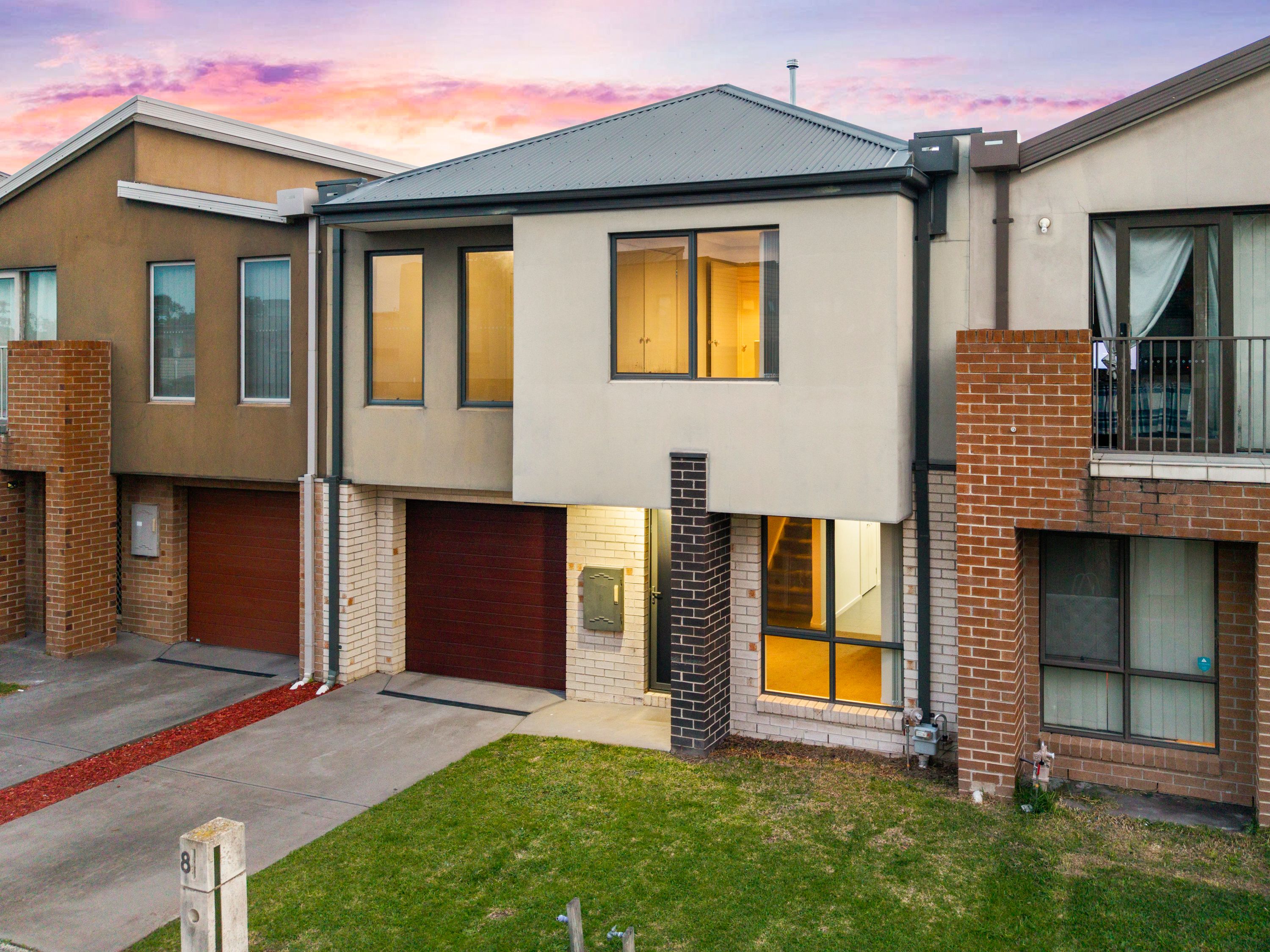 8 Bluestone Street, Pakenham, VIC 3810