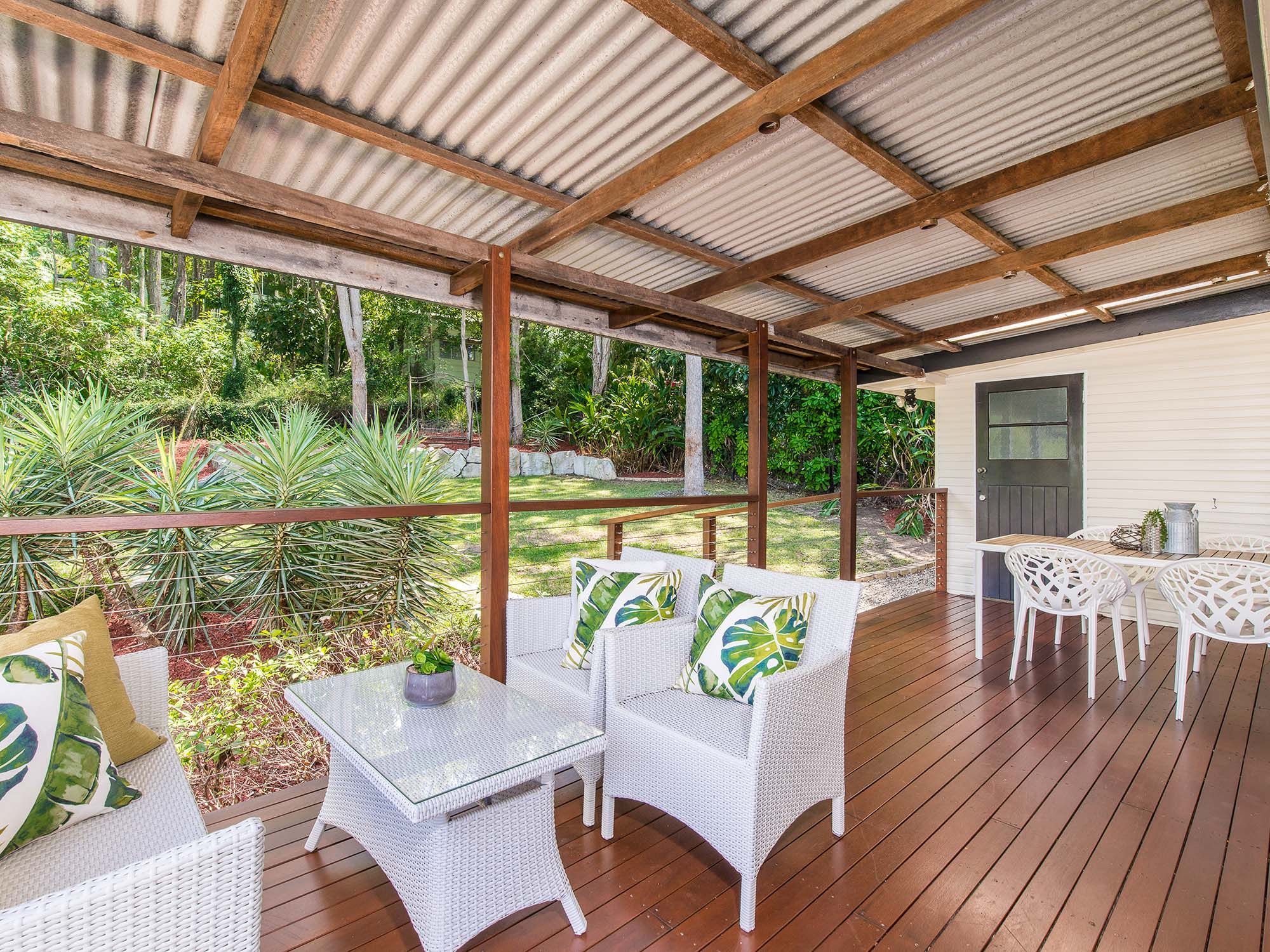 25 Dobbs Street, Holland Park West, QLD 4121