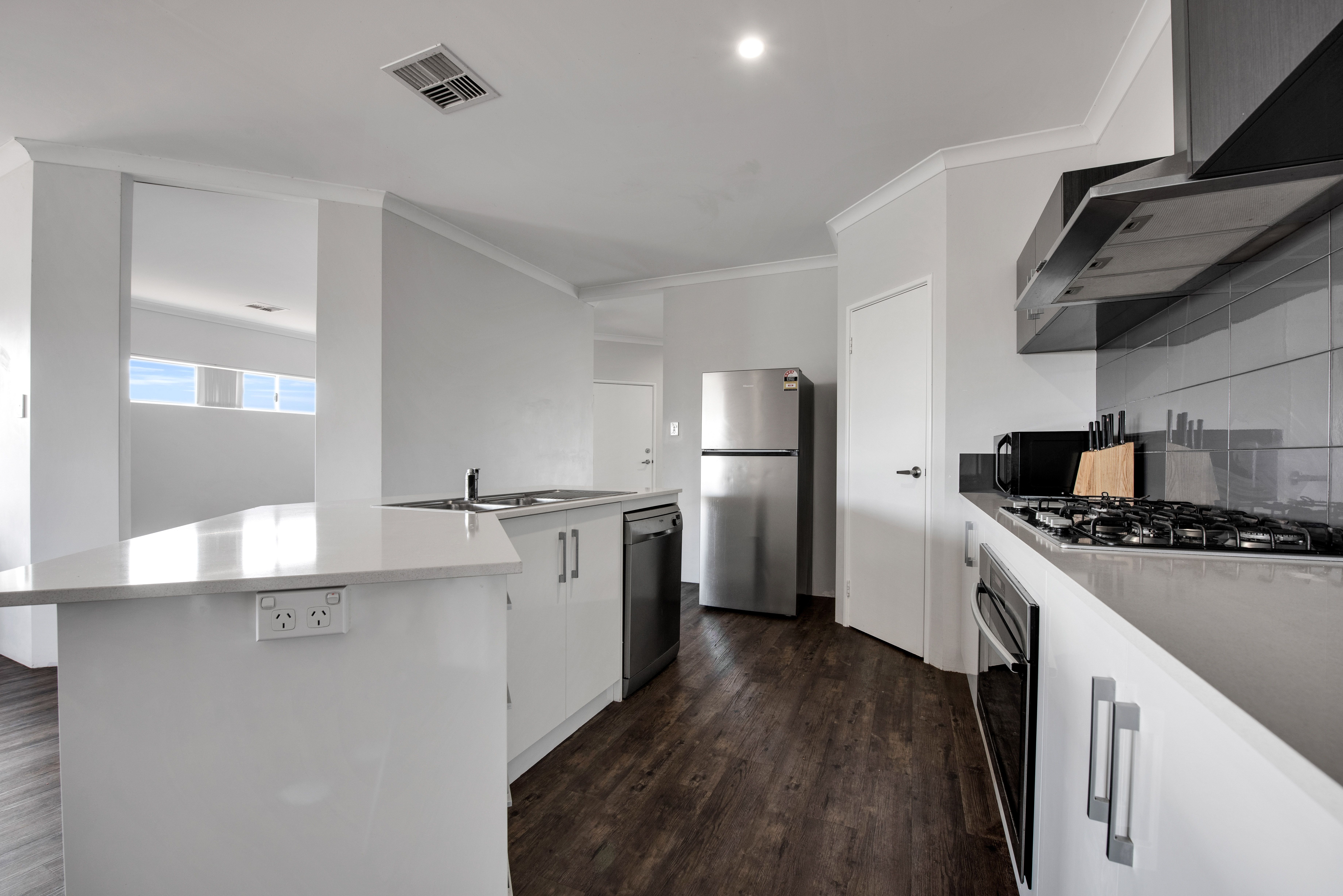 5 Thistle Wynd, Wandina, WA 6530