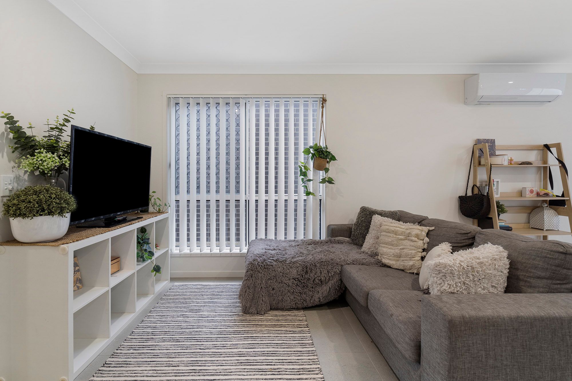 69 Dunaden Street, Logan Reserve, QLD 4133
