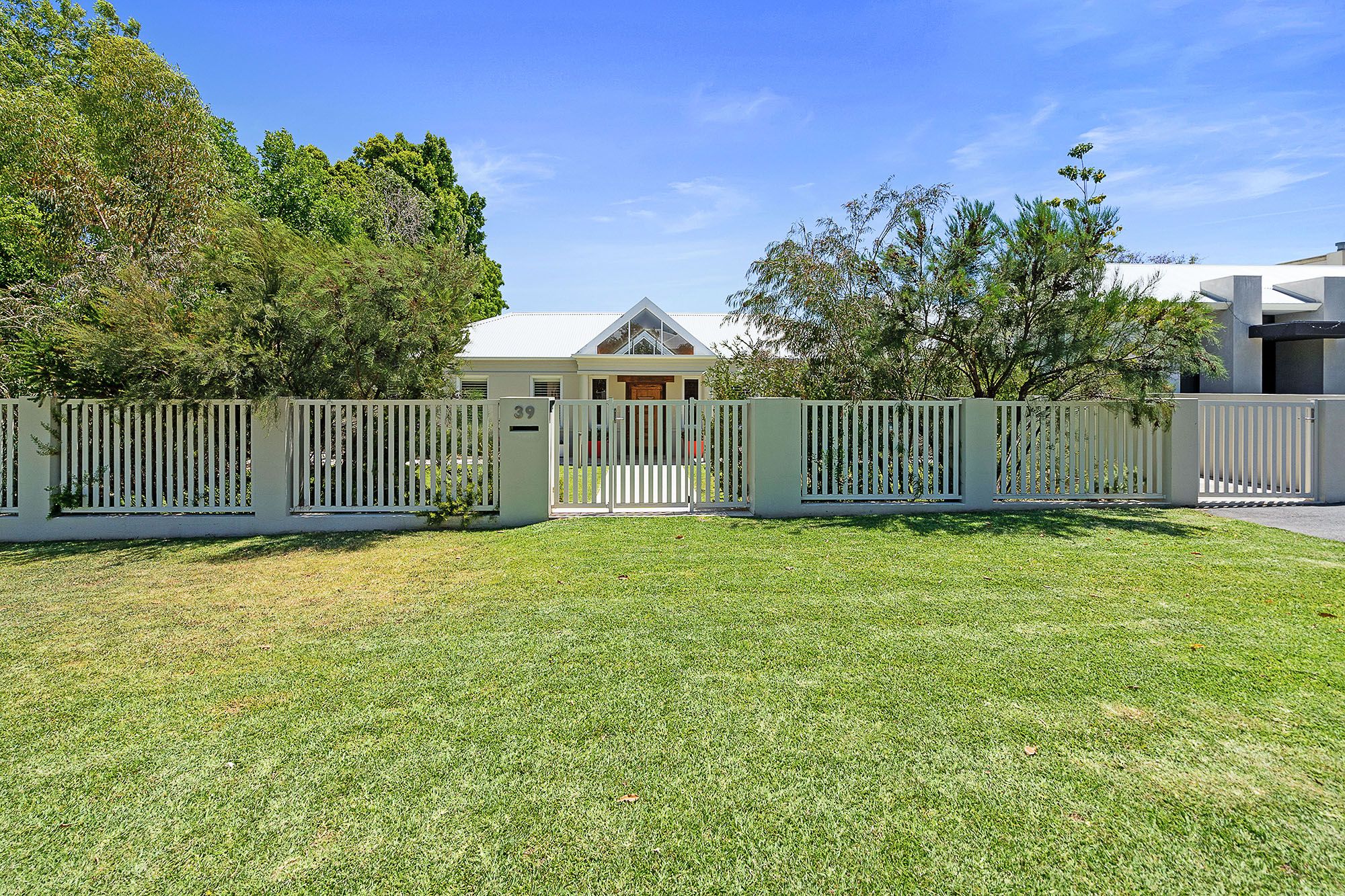 39 Philip Road, Dalkeith, WA 6009