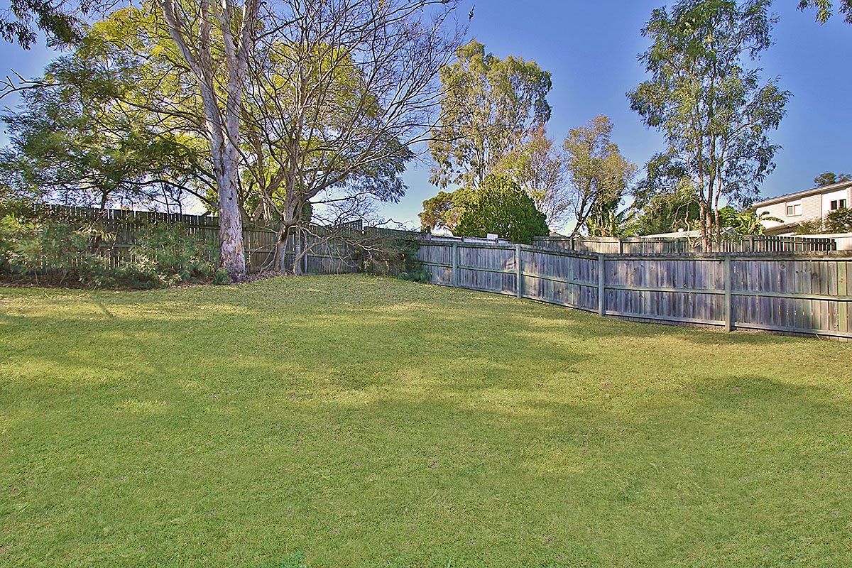 2/12 Lagoona Court, Churchill, QLD 4305