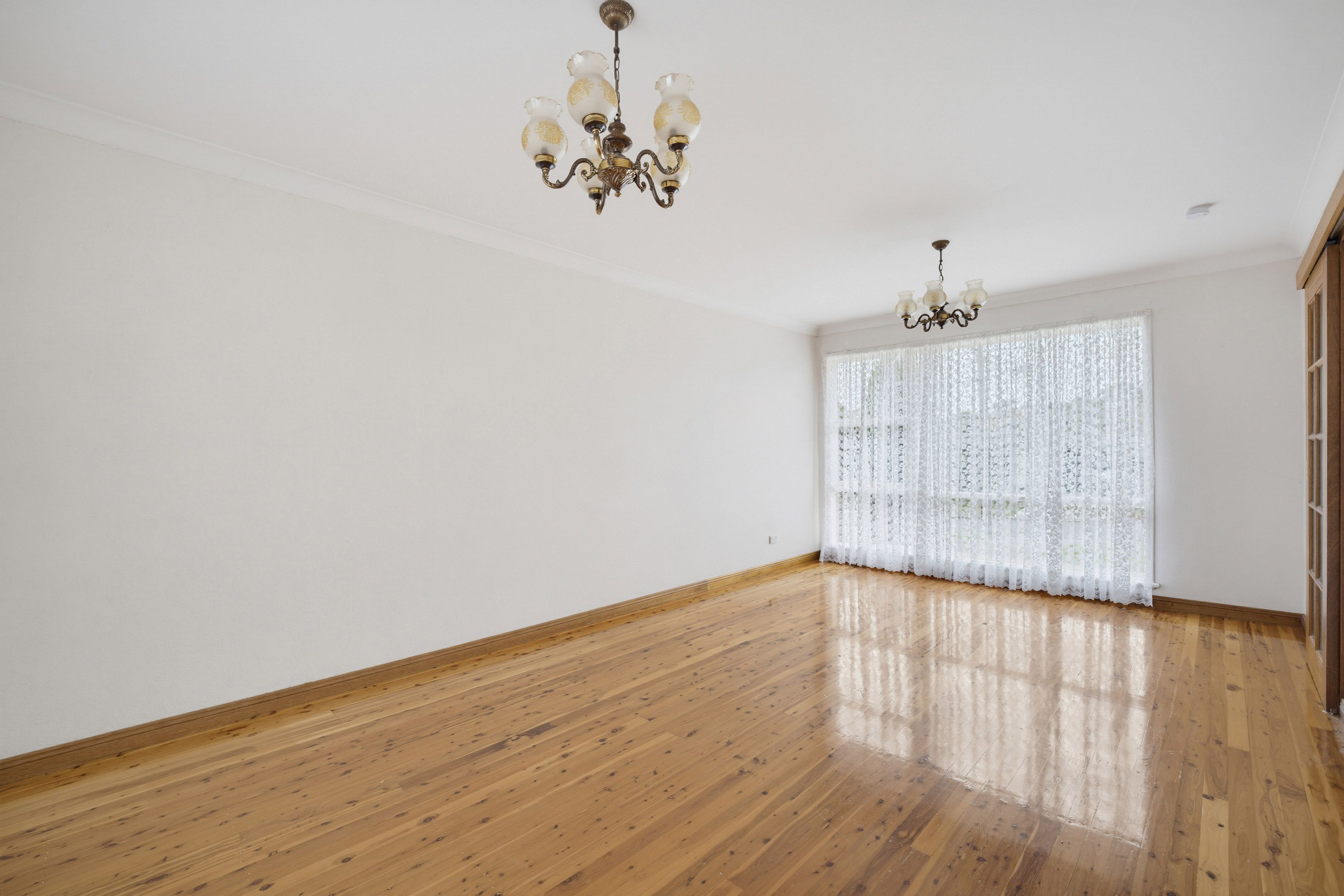 15 Crucie Avenue — photo 6 of 11