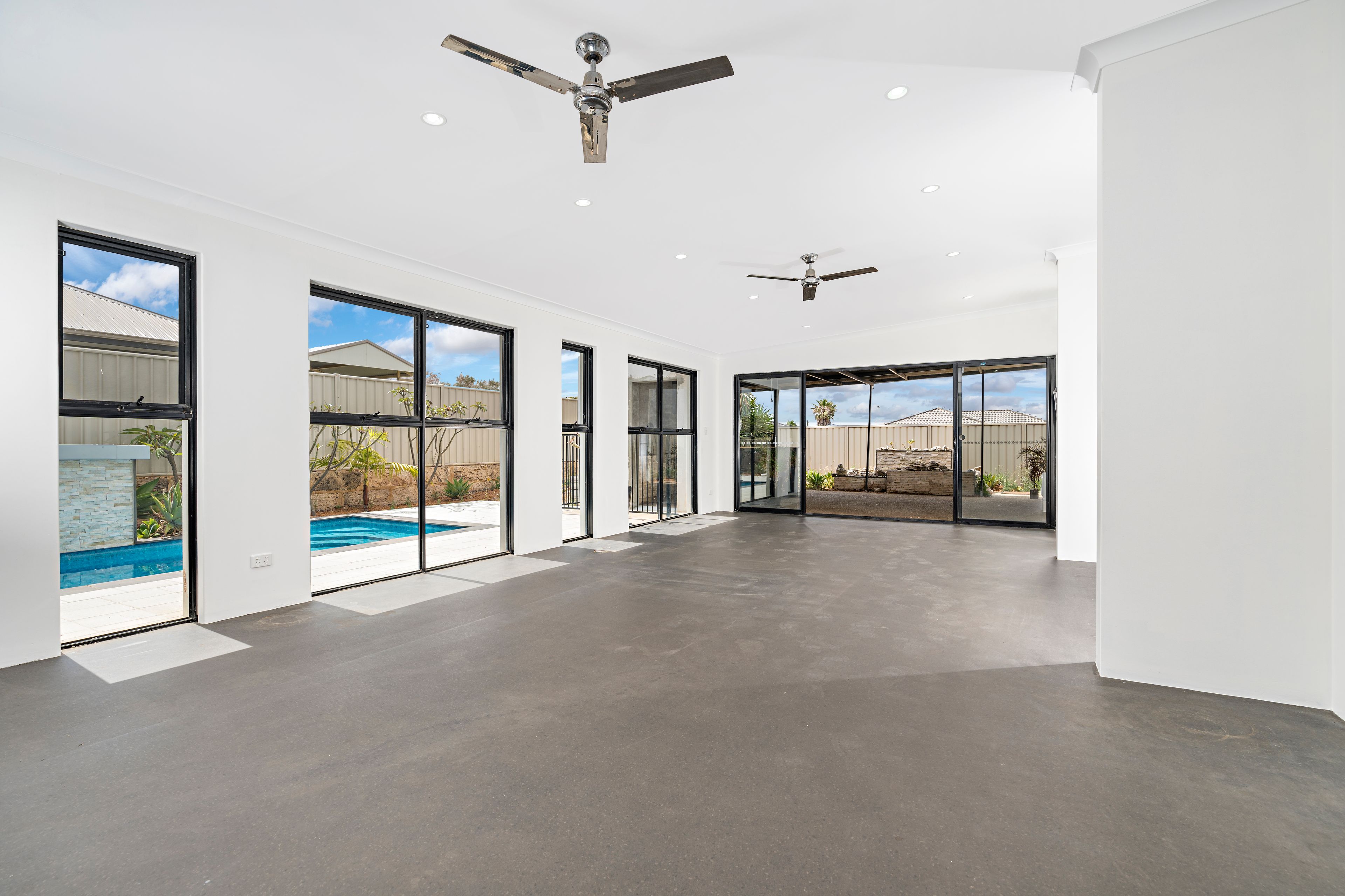 14 Flavio Crescent, Wandina, WA 6530