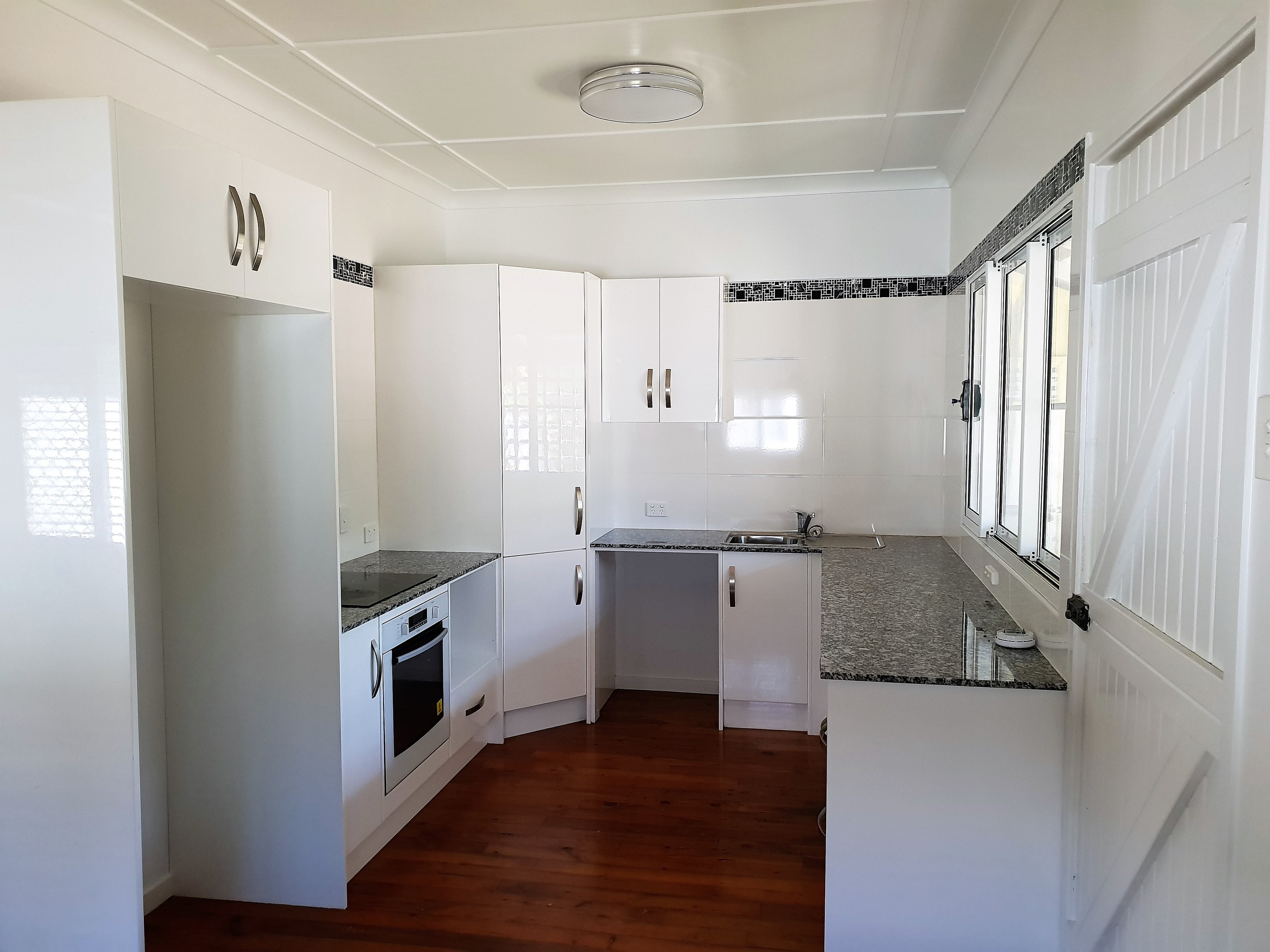 54 Hamilton Avenue, Wandal, QLD 4700