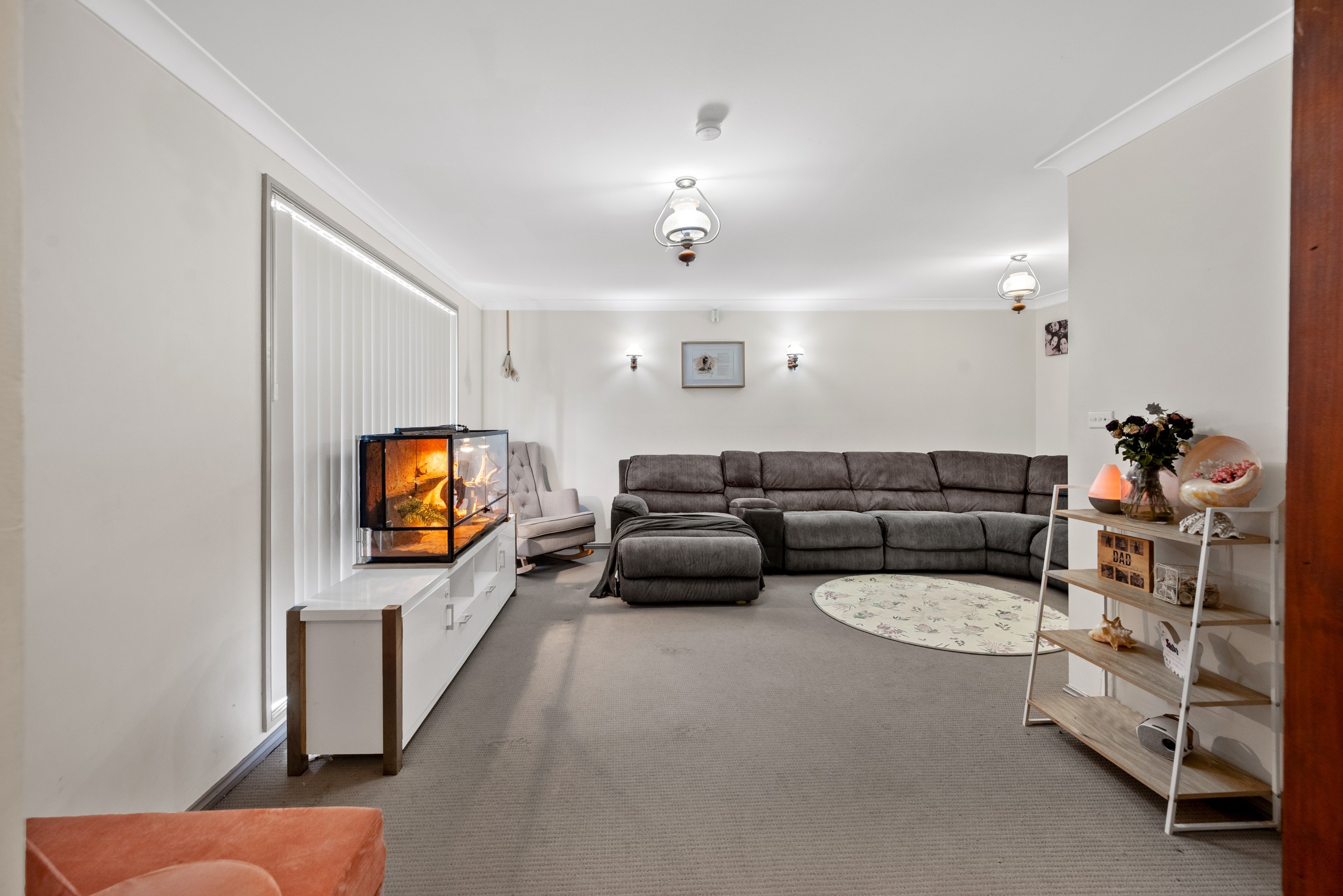 15 Jessica Place, Rosemeadow, NSW 2560