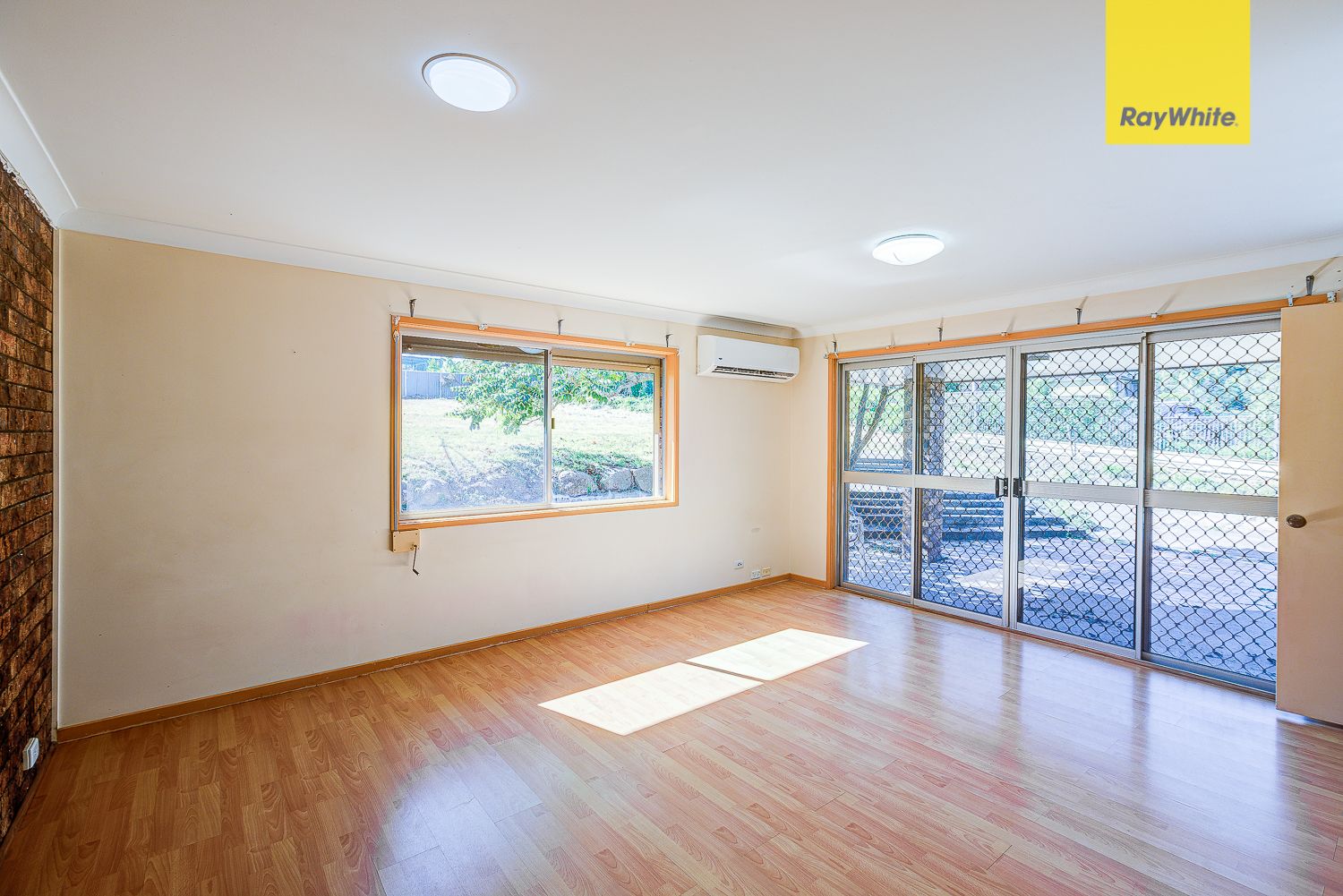 111 Smith Road, Woodridge, QLD 4114