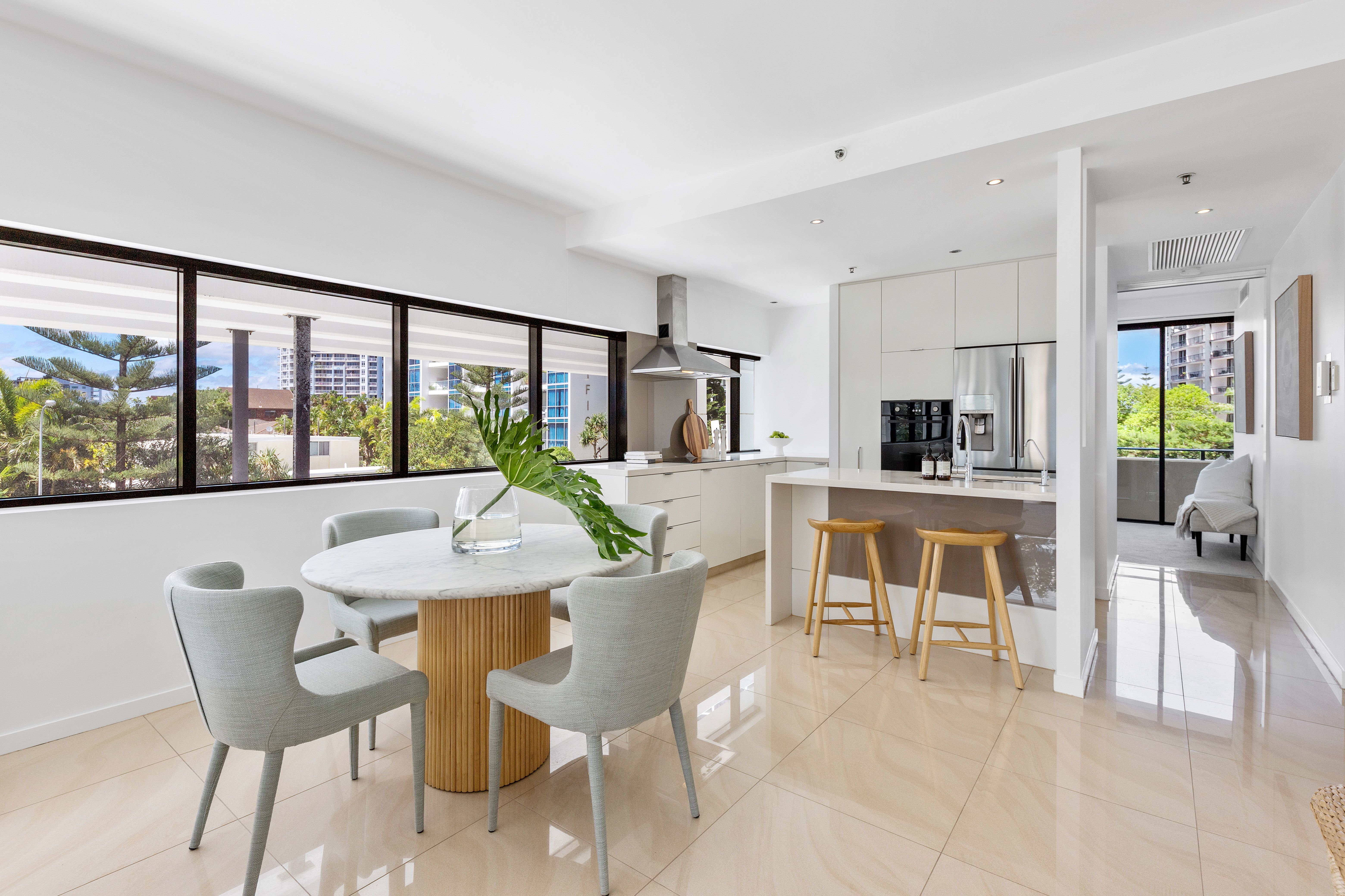 202/14 George Avenue, Broadbeach, QLD 4218