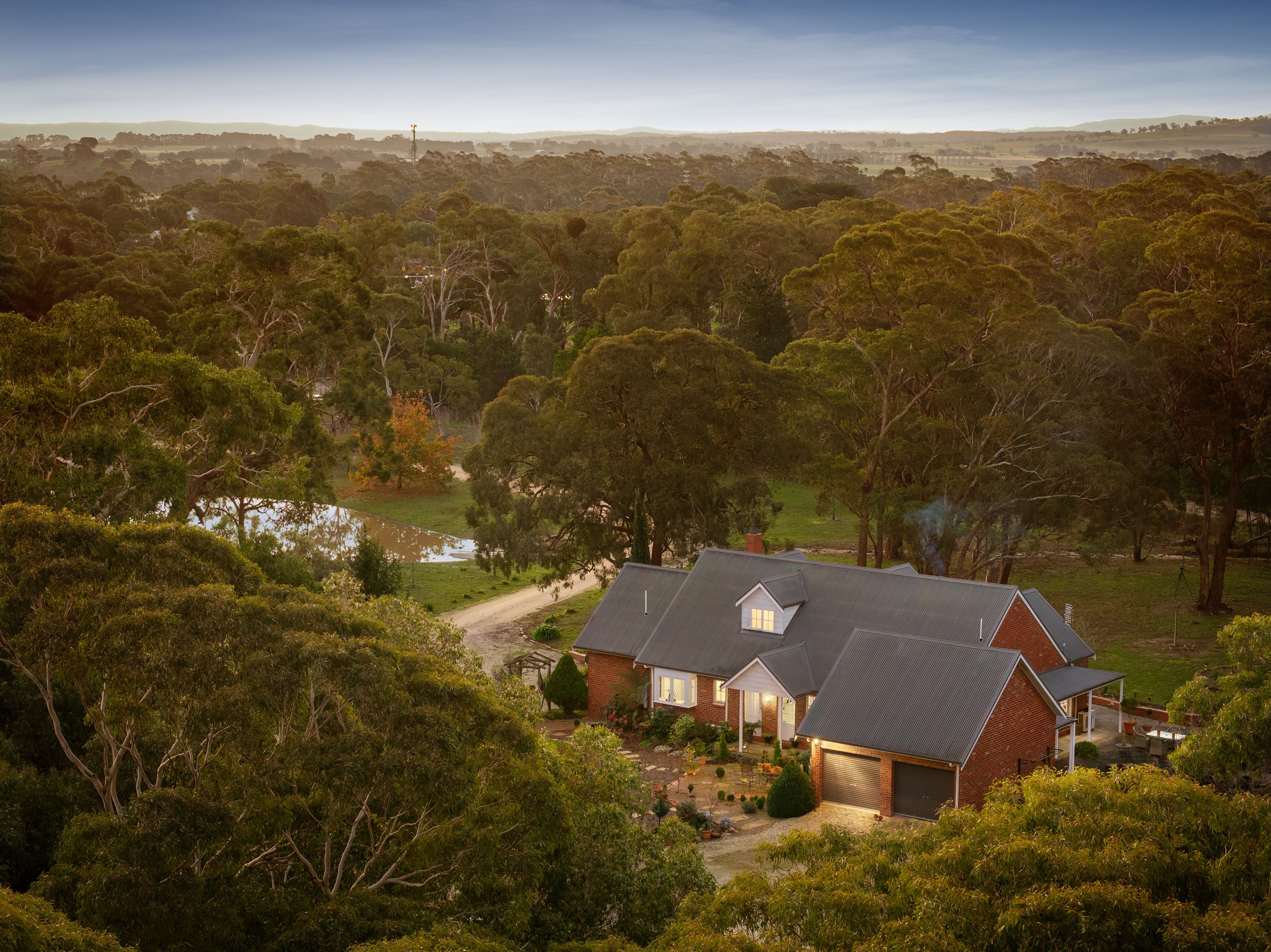 5 Strawhorn Court — photo from Ray White Kyneton