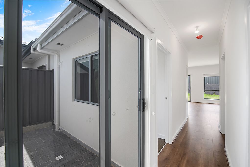 18 Salcombe Way — photo 13 of 18