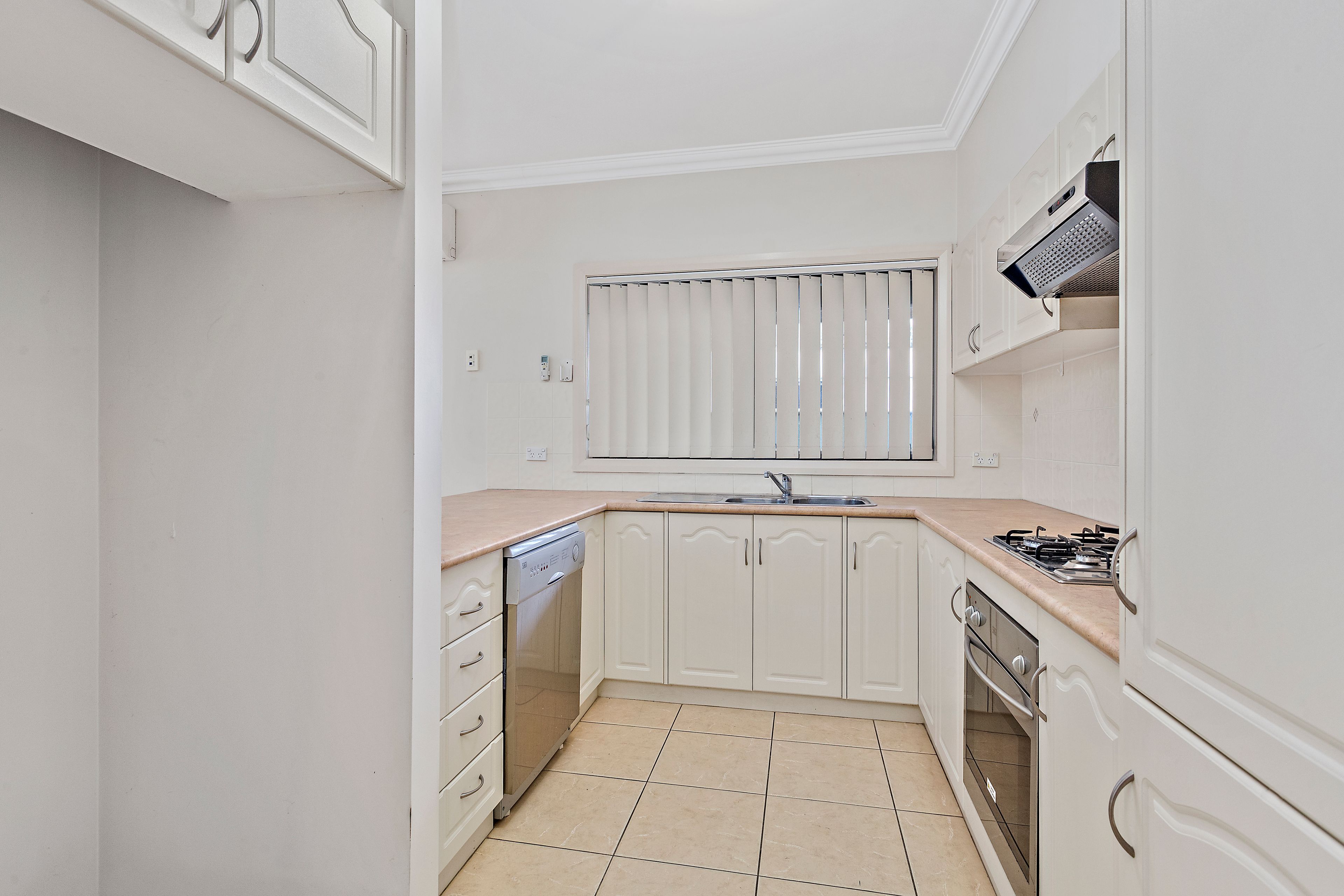 4/365 Princes Highway, Albion Park Rail, NSW 2527
