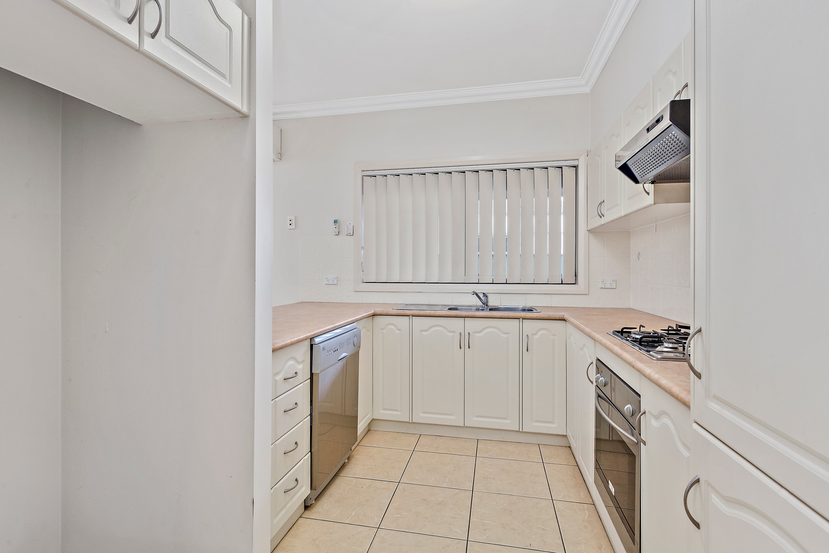 4/365 Princes Highway, Albion Park Rail, NSW 2527