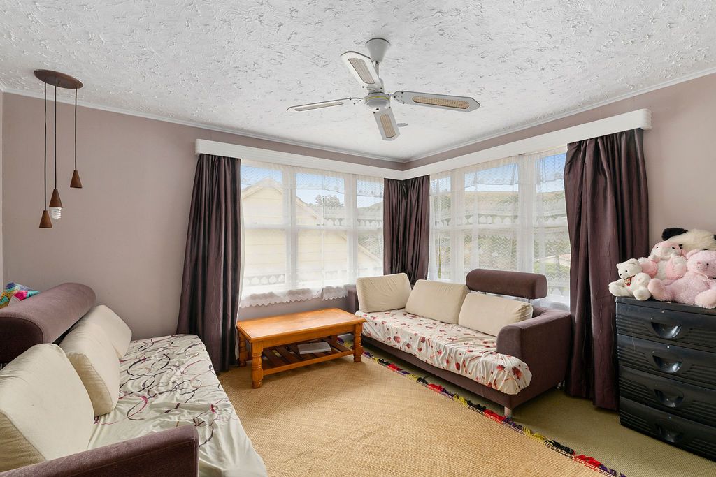 24 Thompson Grove, Porirua, Porirua City