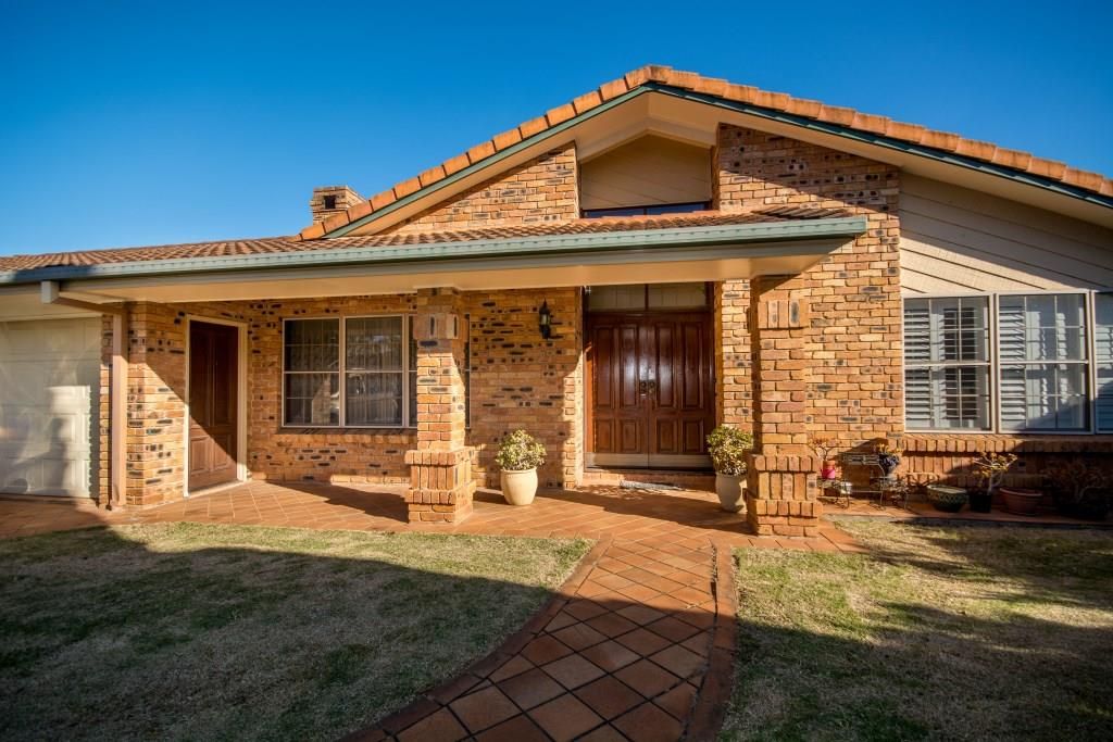 27 Moyston Street, Carseldine, QLD 4034