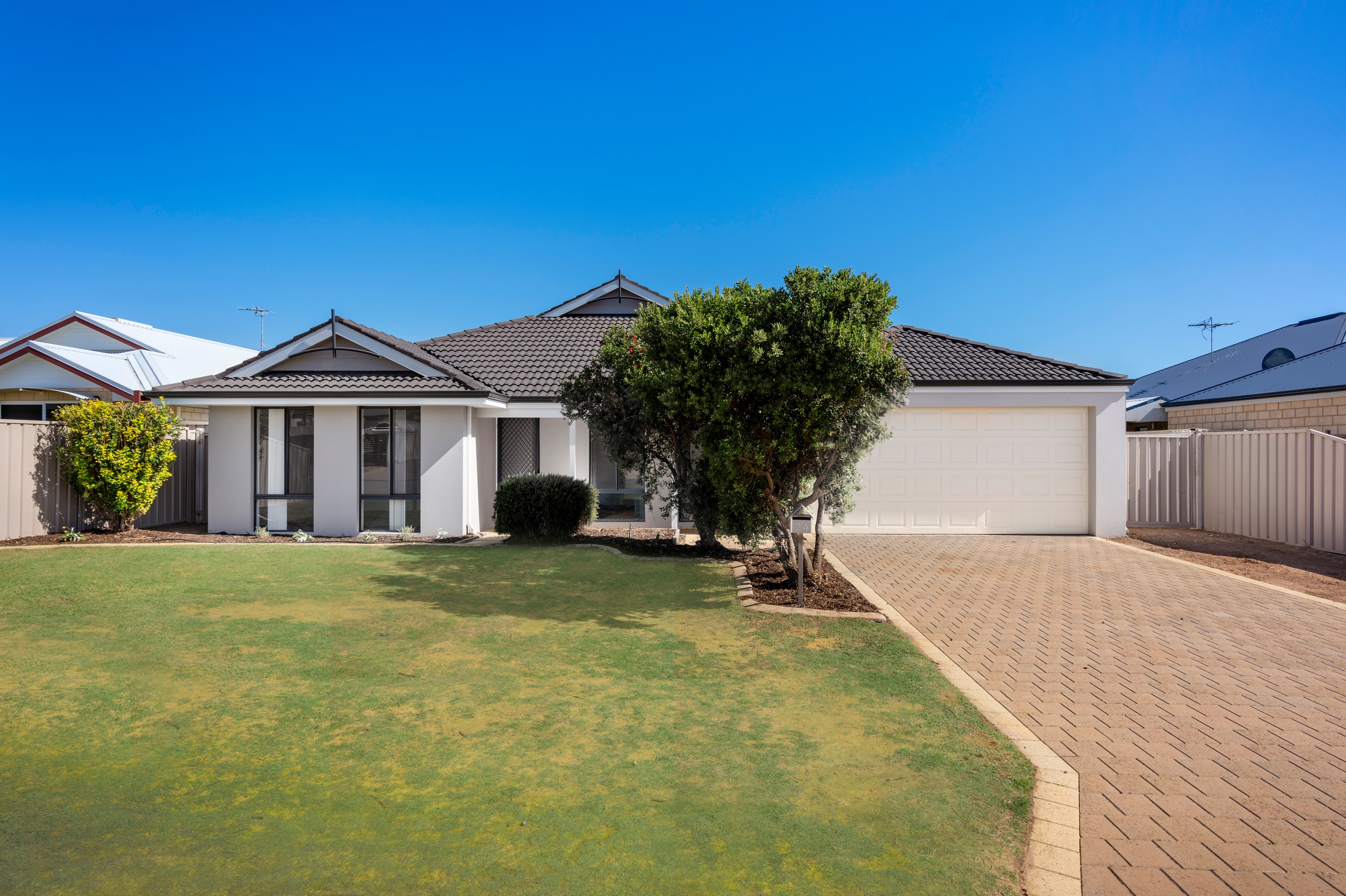 24 Topsail Street, Drummond Cove, WA 6532