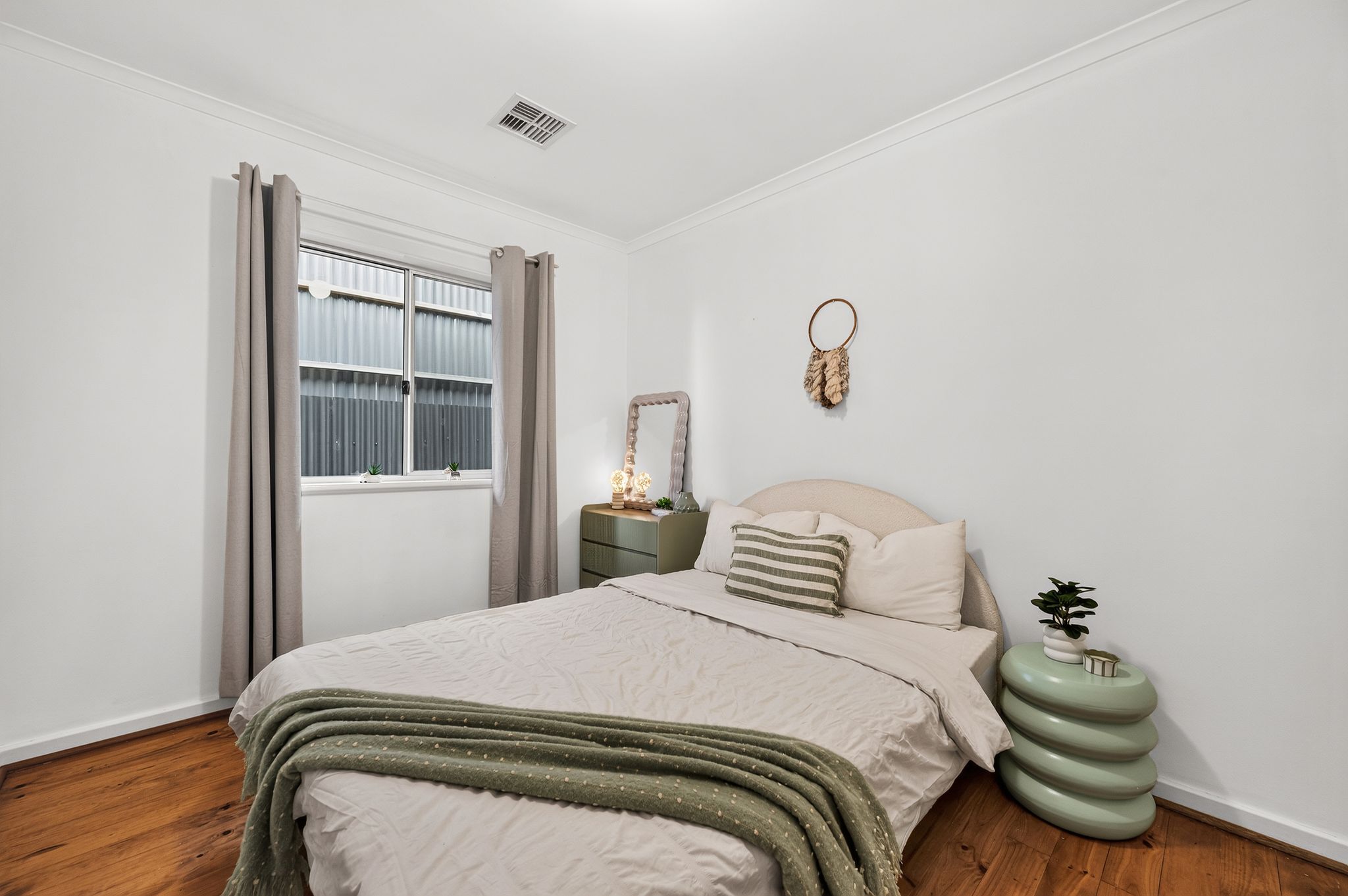 16 Bank Crescent — photo 13 of 22