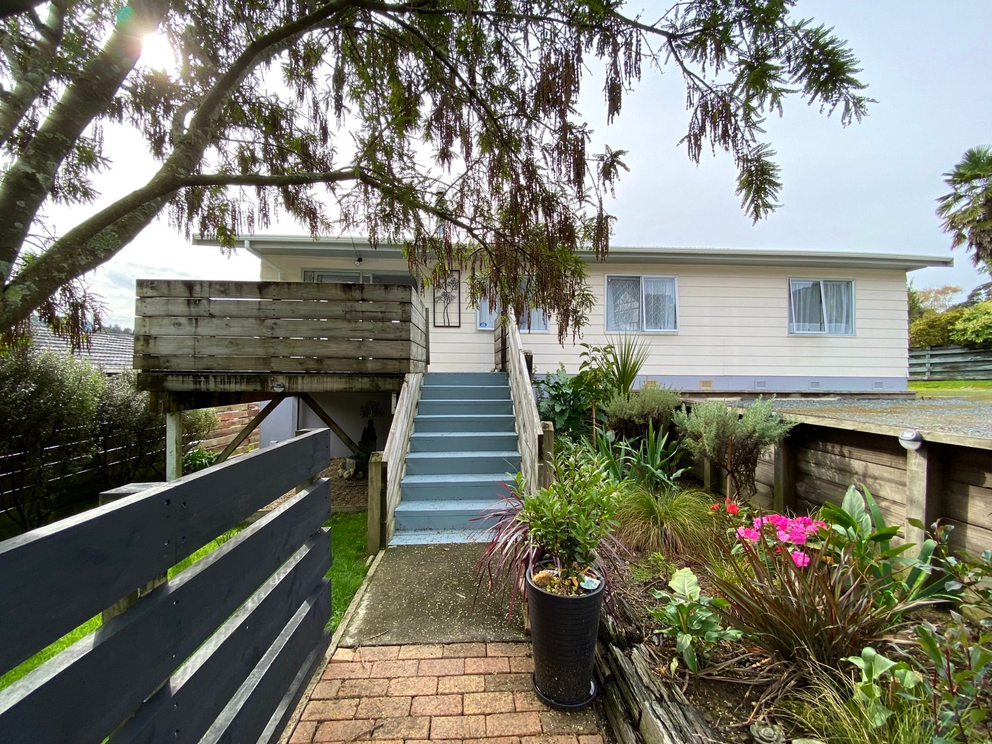 17 Amber Grove, Birchville, Upper Hutt City