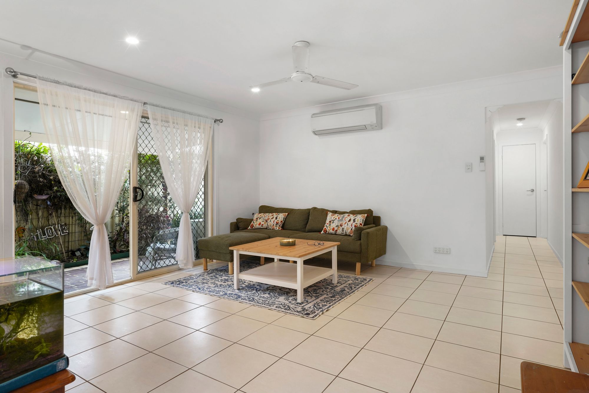51 COLLINS Street — photo 8 of 21