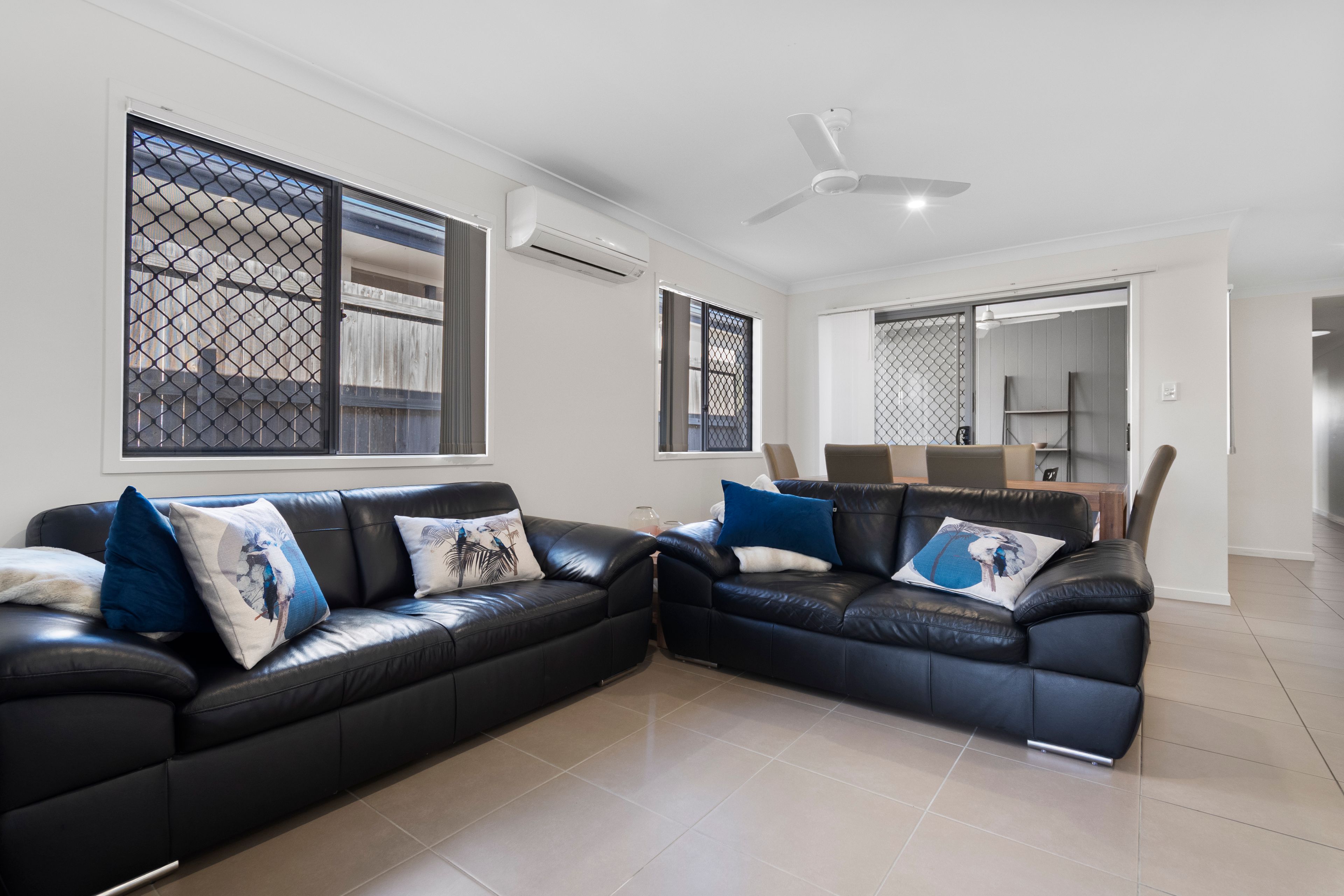 10 Chikameena Street, Logan Reserve, QLD 4133