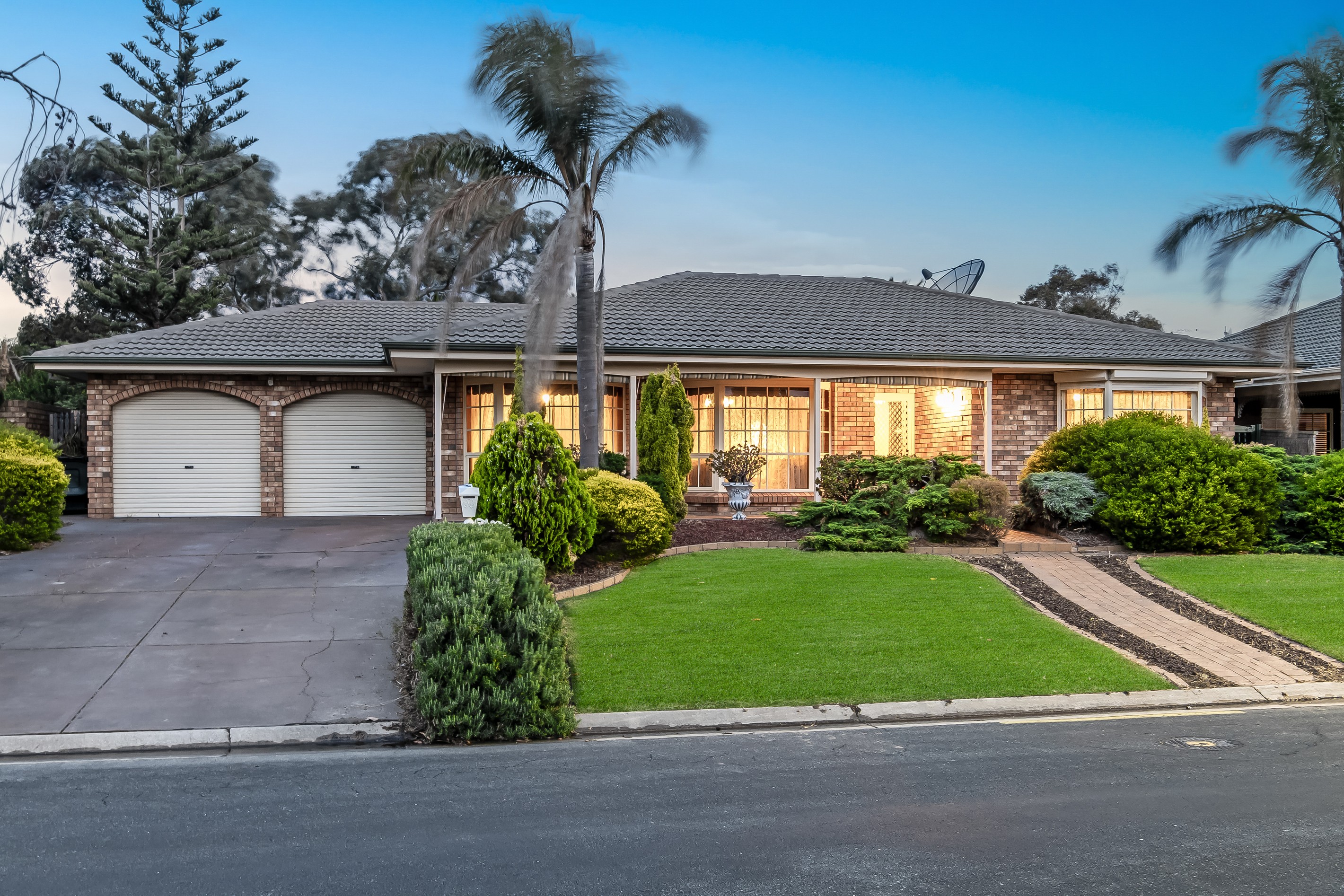 25 Trinidad Court, West Lakes, SA 5021