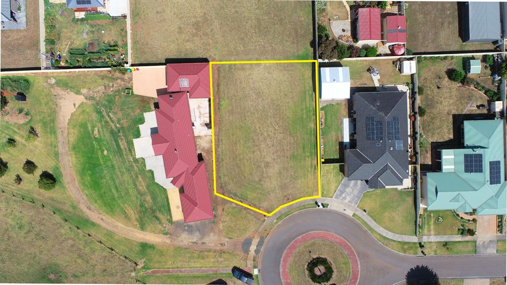 12 Louisa Court, Leongatha VIC 3953