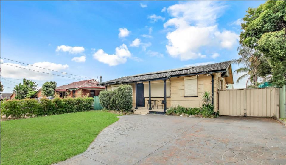 56 Tarawa Road, Lethbridge Park, NSW 2770