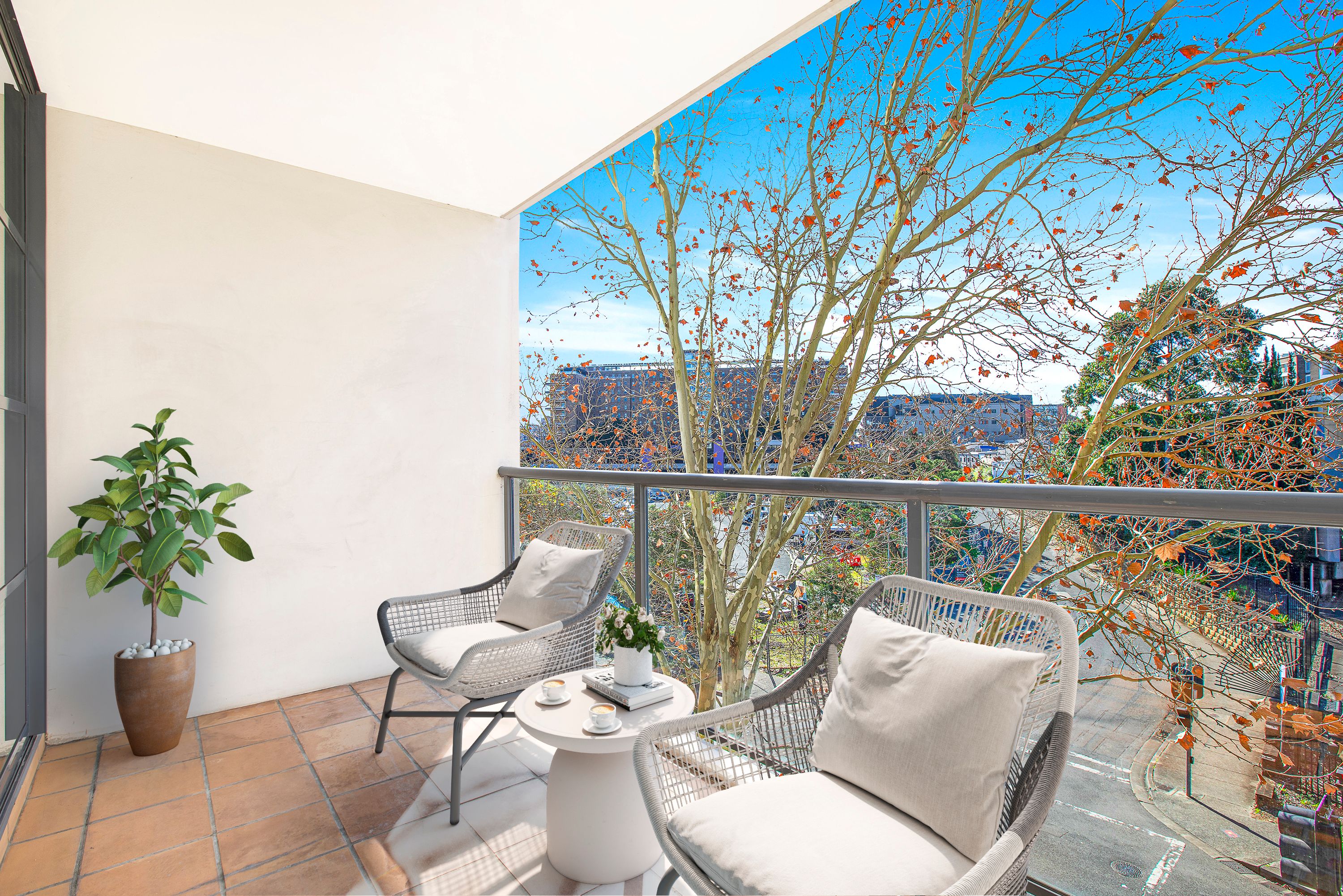304E/138 Carillon Avenue — photo from Ray White IW Group