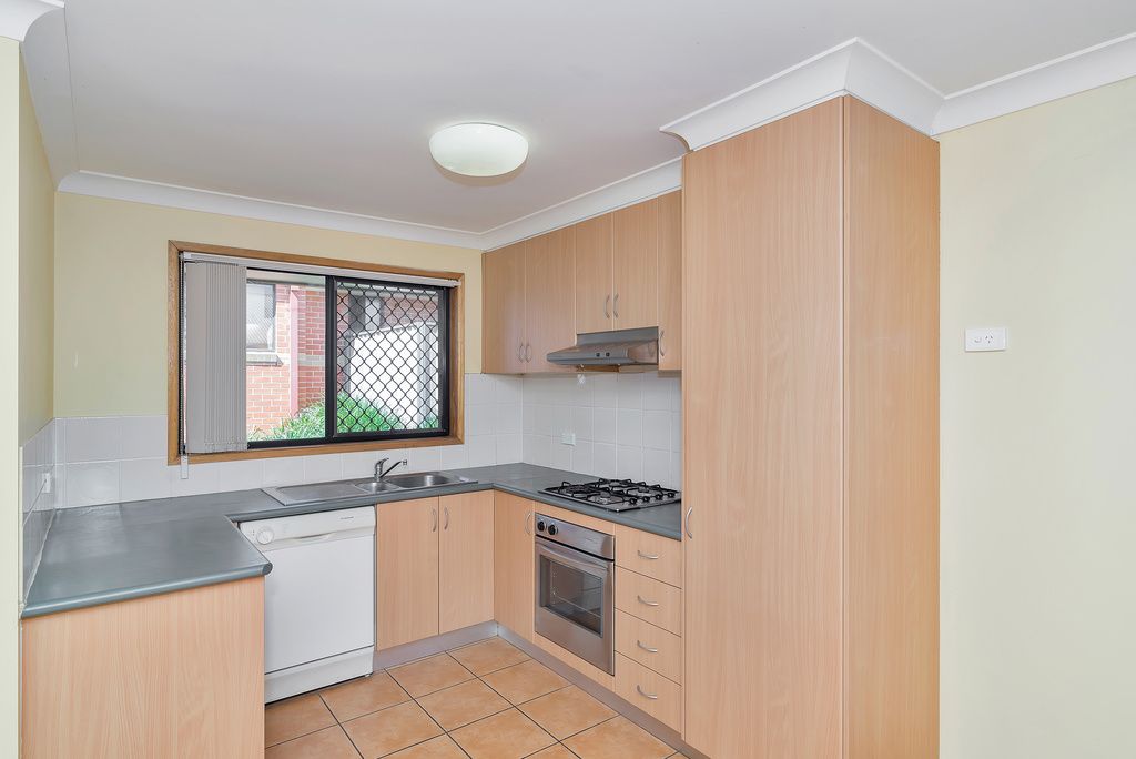 13/15 Donna Court, Kearneys Spring, QLD 4350
