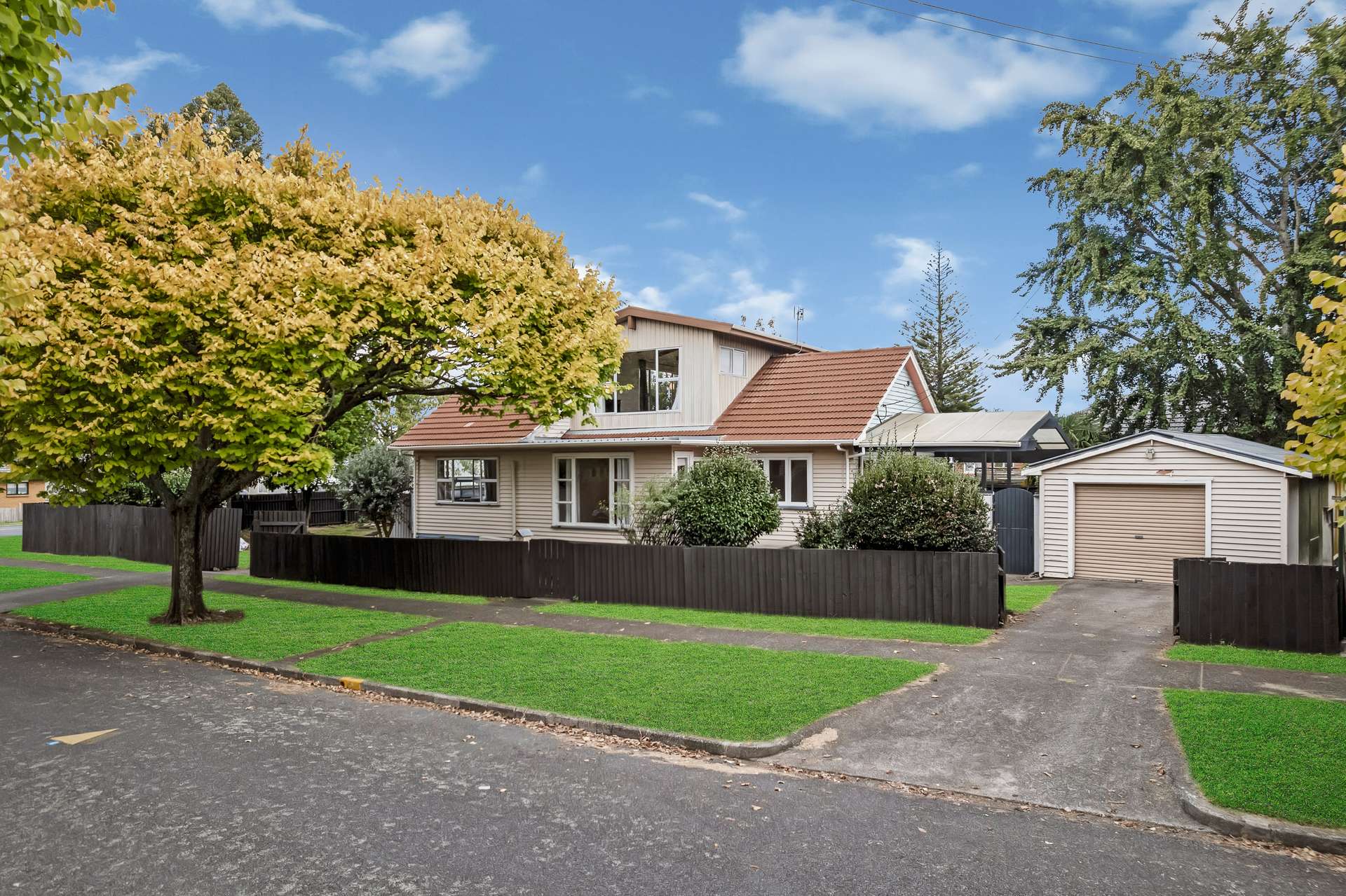 2 Fyfe Avenue photo 0