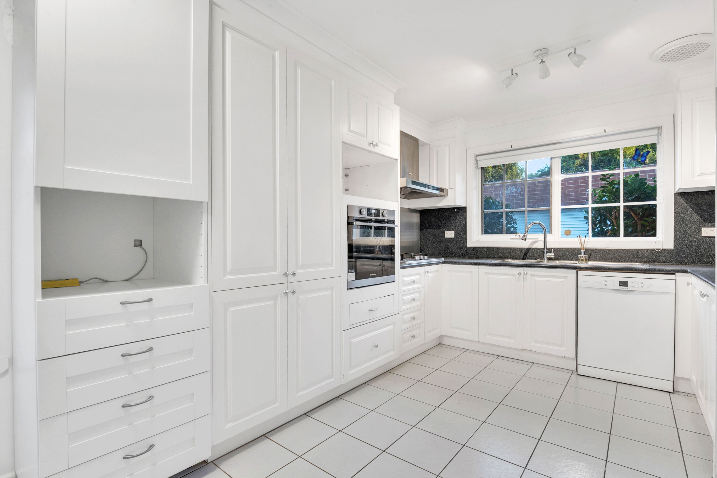 16 Trist Street, Watsonia North, VIC 3087