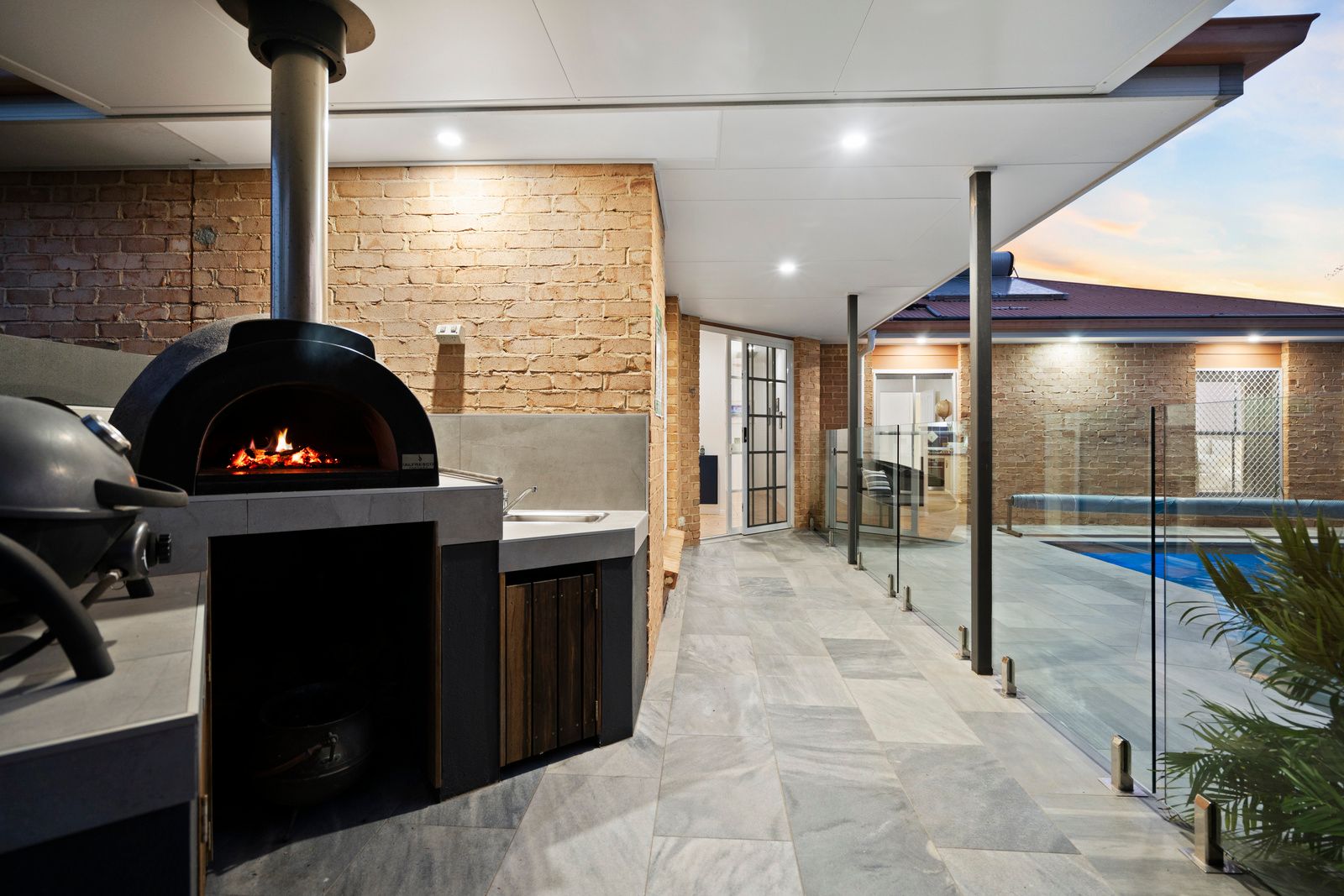 46 Gyranda Street — photo 15 of 29