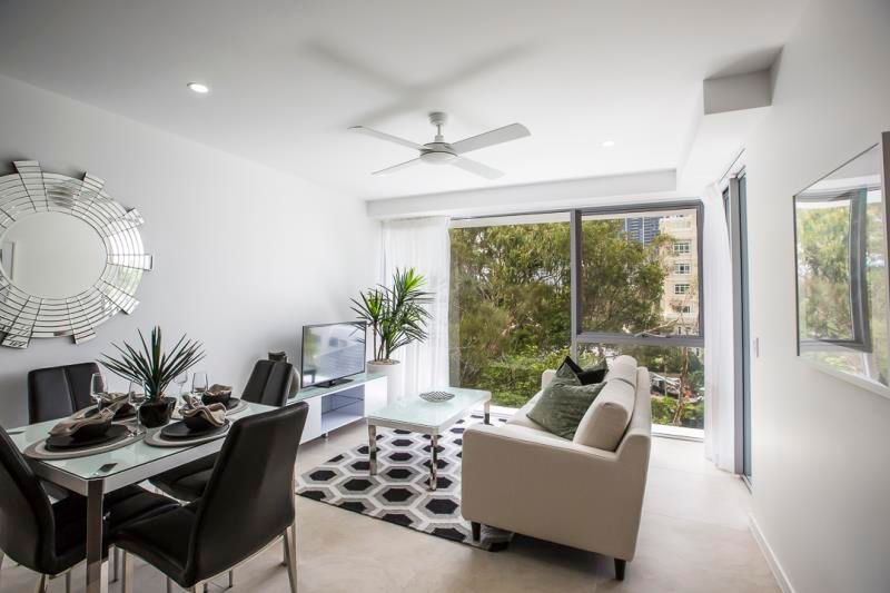 404/30 Brighton Parade, Southport, QLD 4215