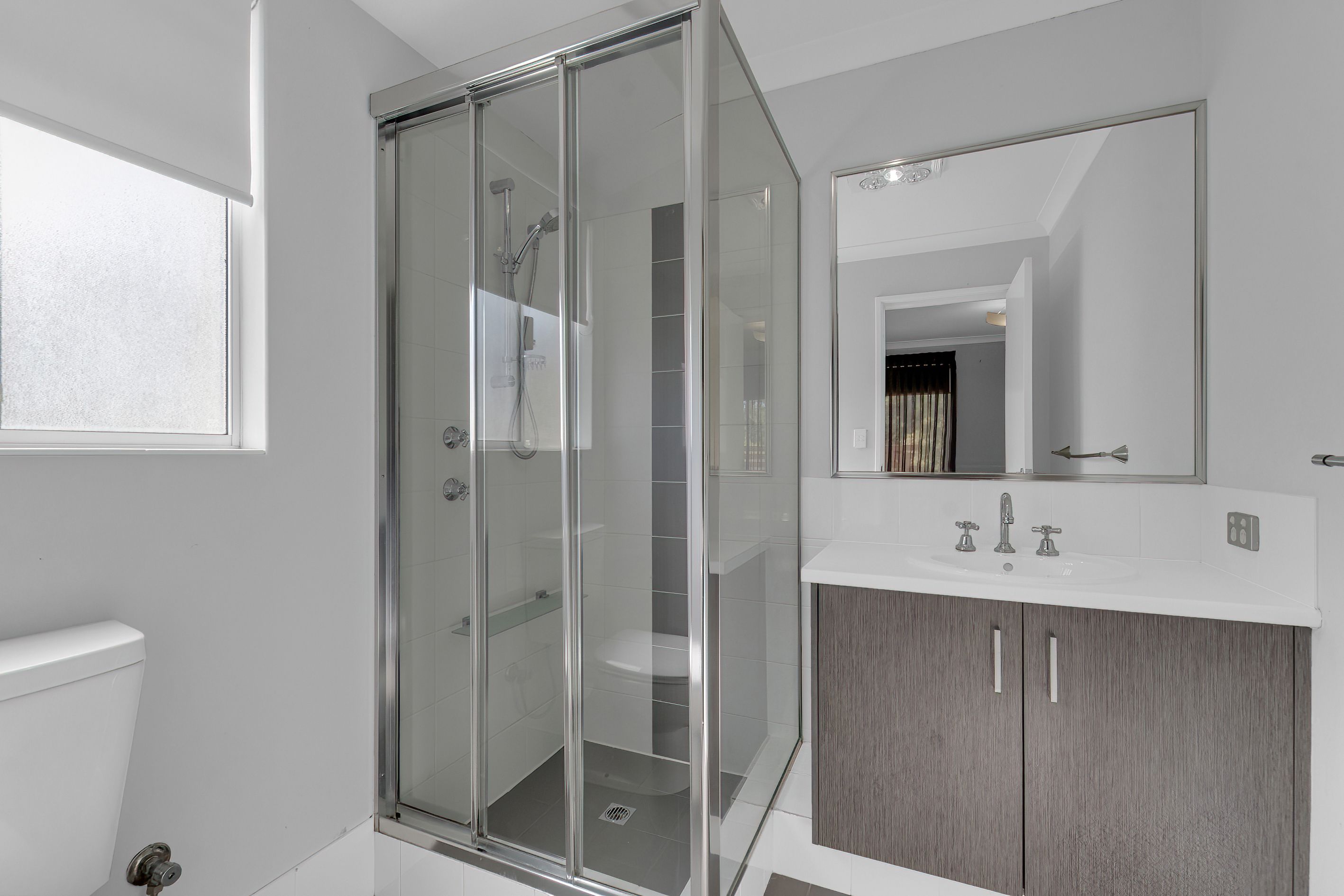 7 Canter Lane — photo 12 of 19