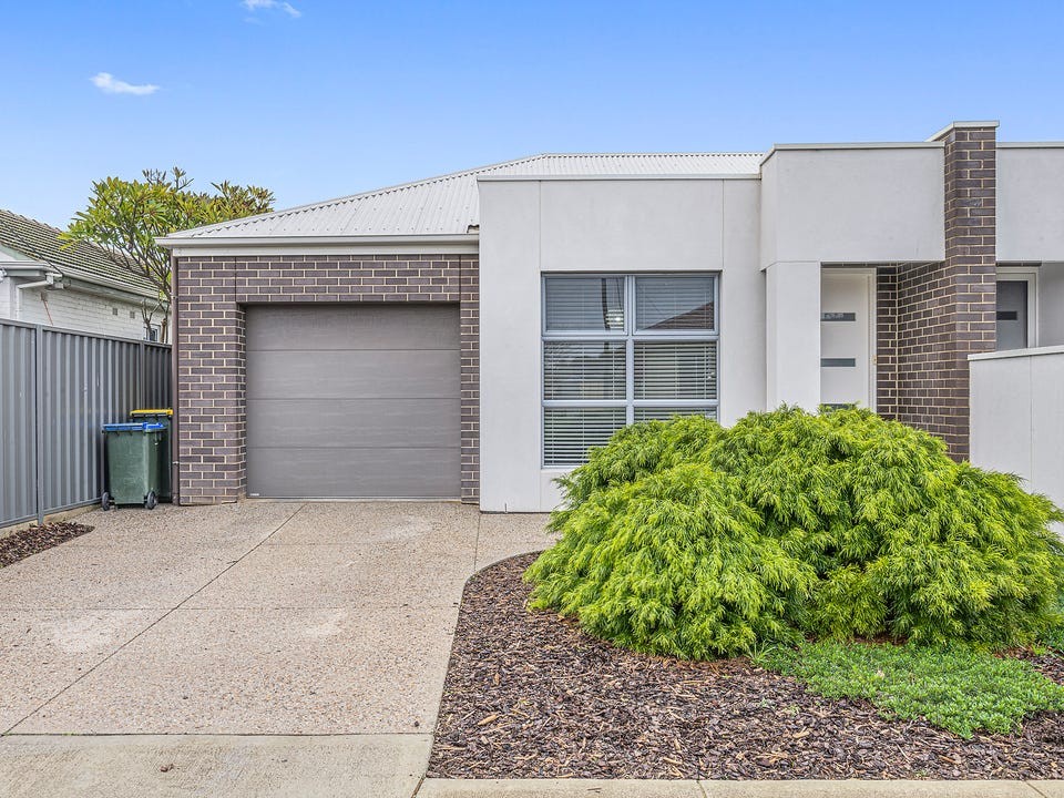 9 Rollands Street, Woodville South, SA 5011