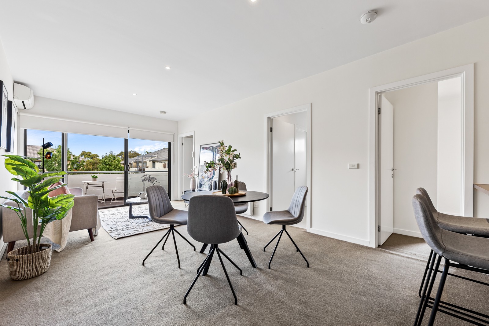 17/2 Monash Green Drive, Clayton, VIC 3168