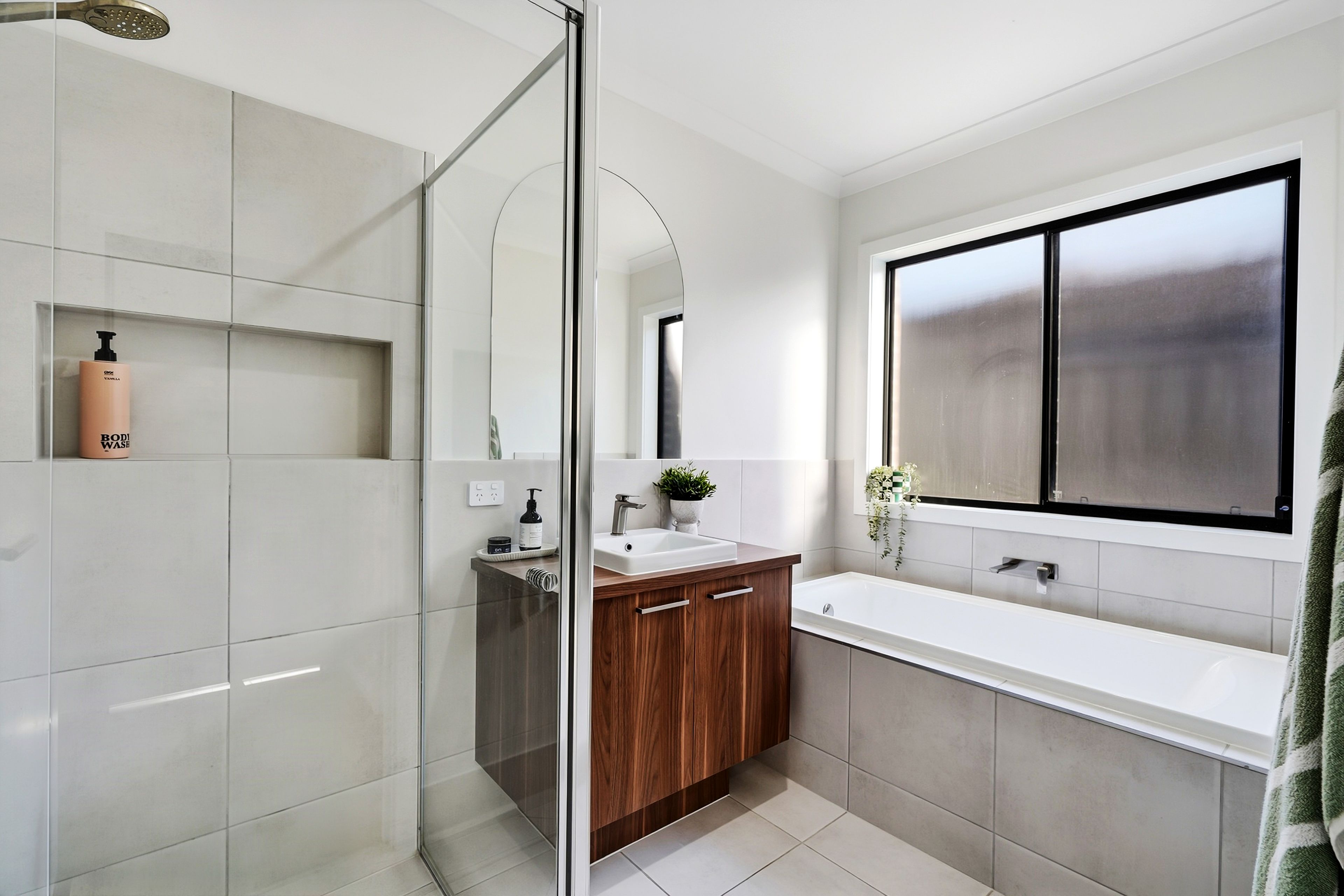 25 Hatcher Road — photo 8 of 14