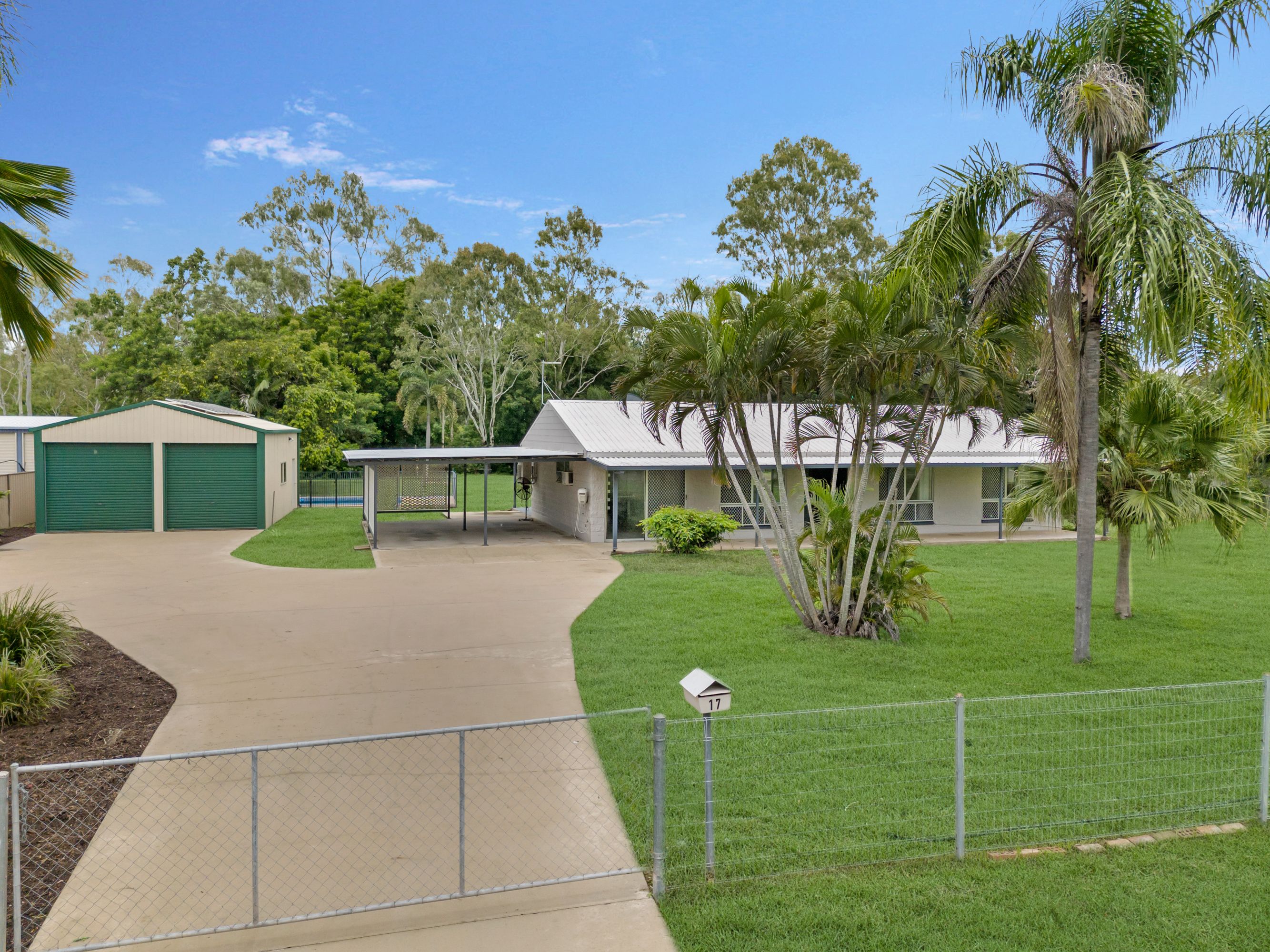 17 Carbine Court, Kelso, QLD 4815