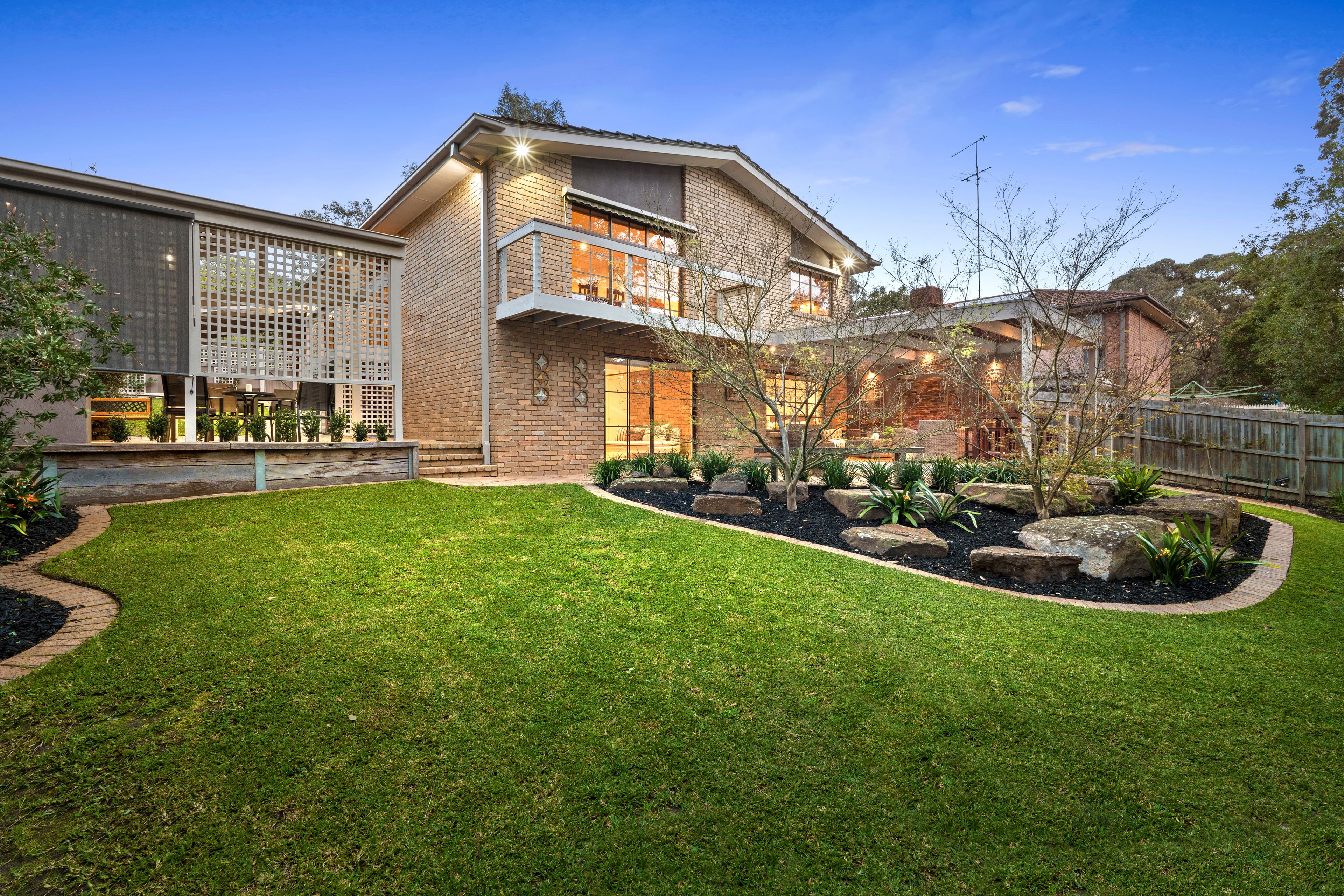 3 Liddesdale Grove — photo 13 of 16