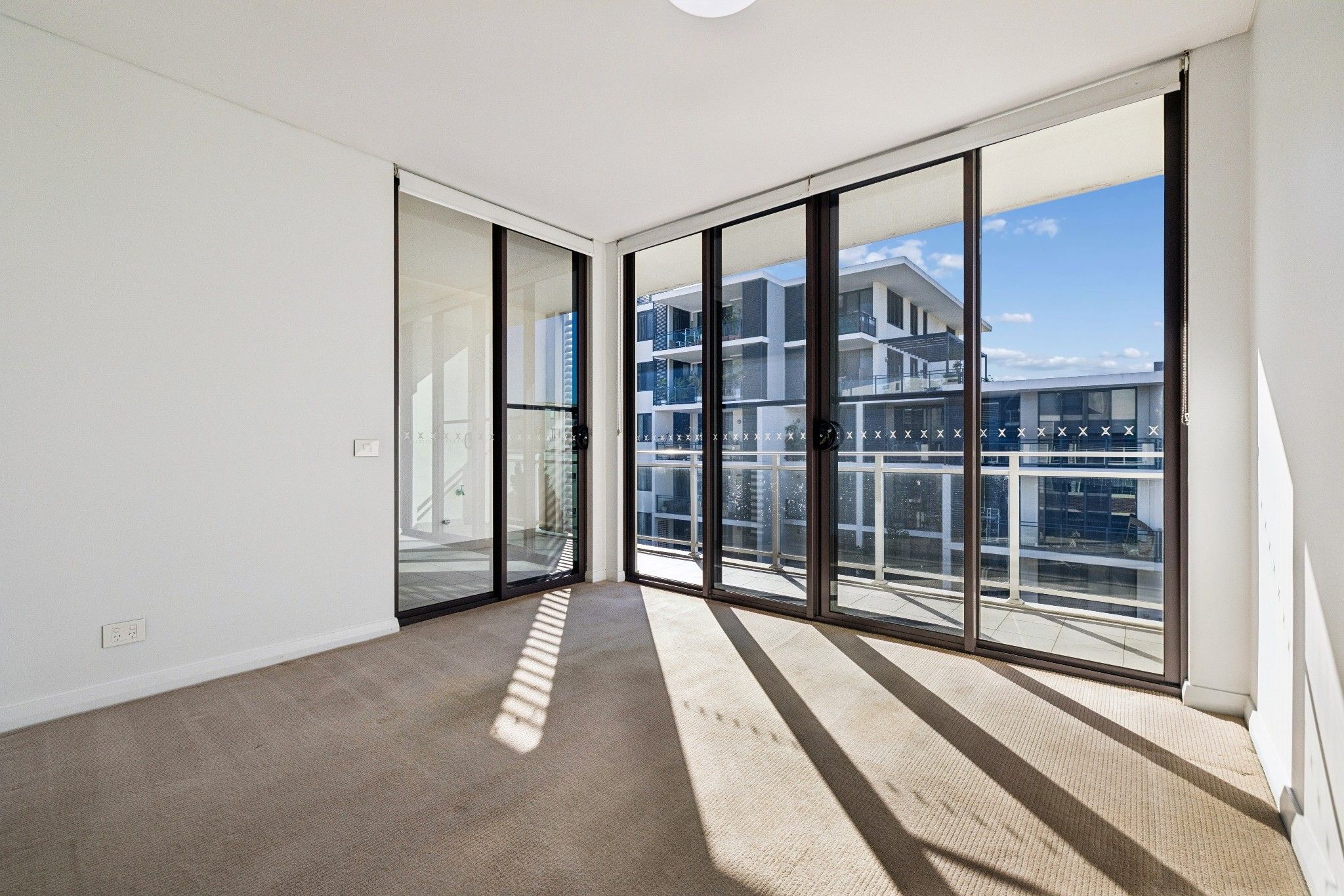 527/43 Amalfi Drive, Wentworth Point, NSW 2127
