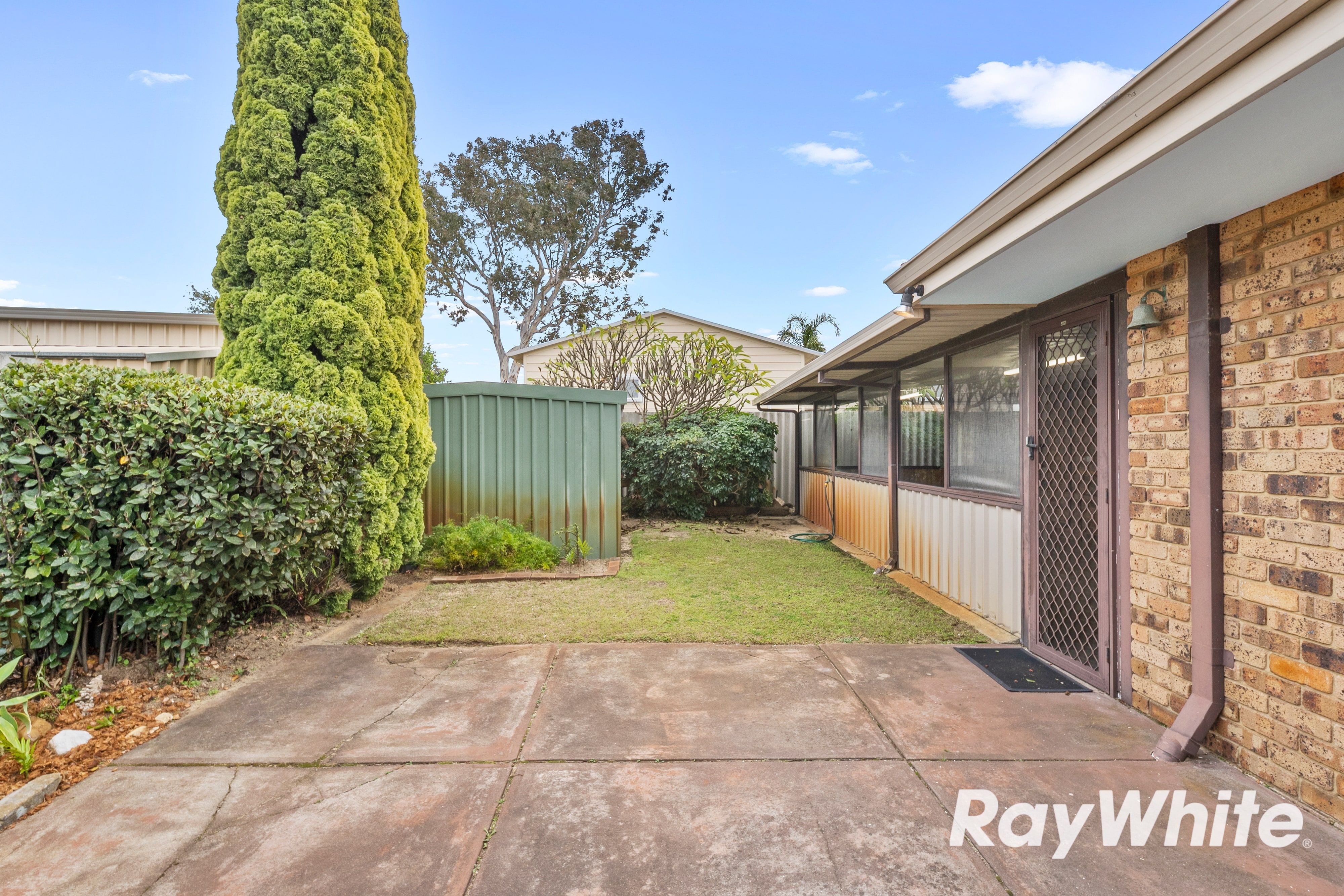 15A Blackthorne Crescent — photo 12 of 14