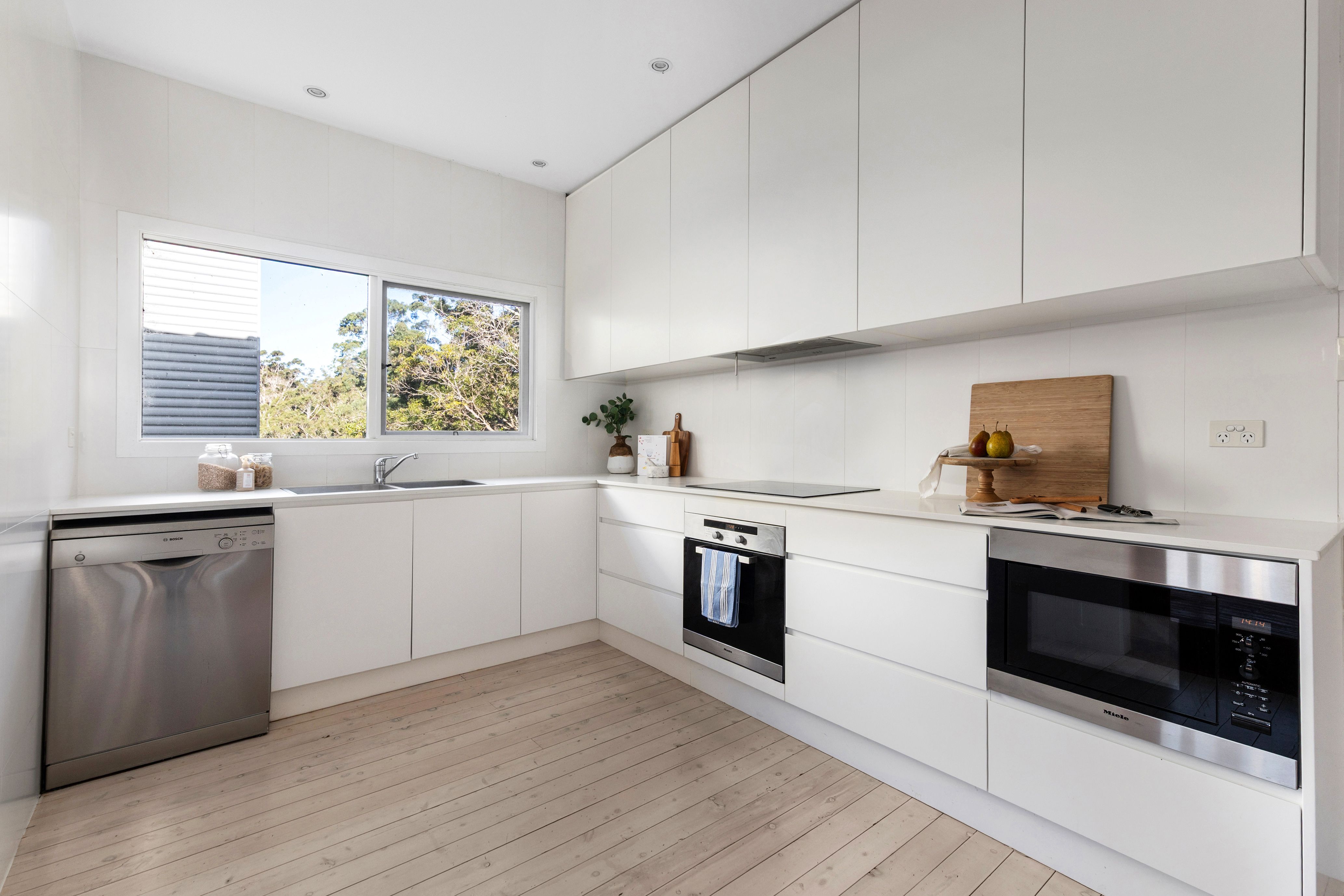 37 Rothwell Road — photo 7 of 15