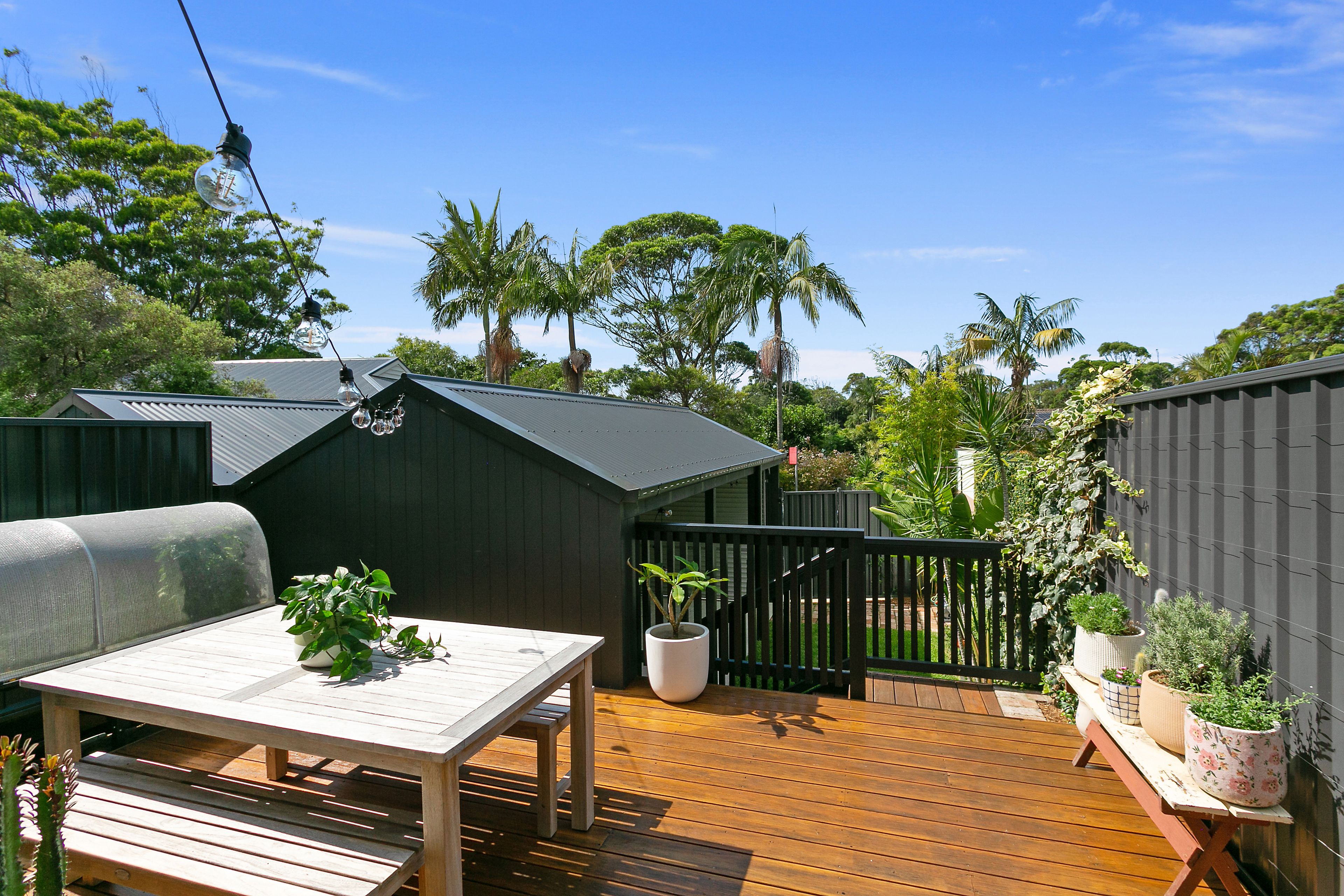 11A The Drive, Stanwell Park, NSW 2508 Sold DuplexSemidetached Ray