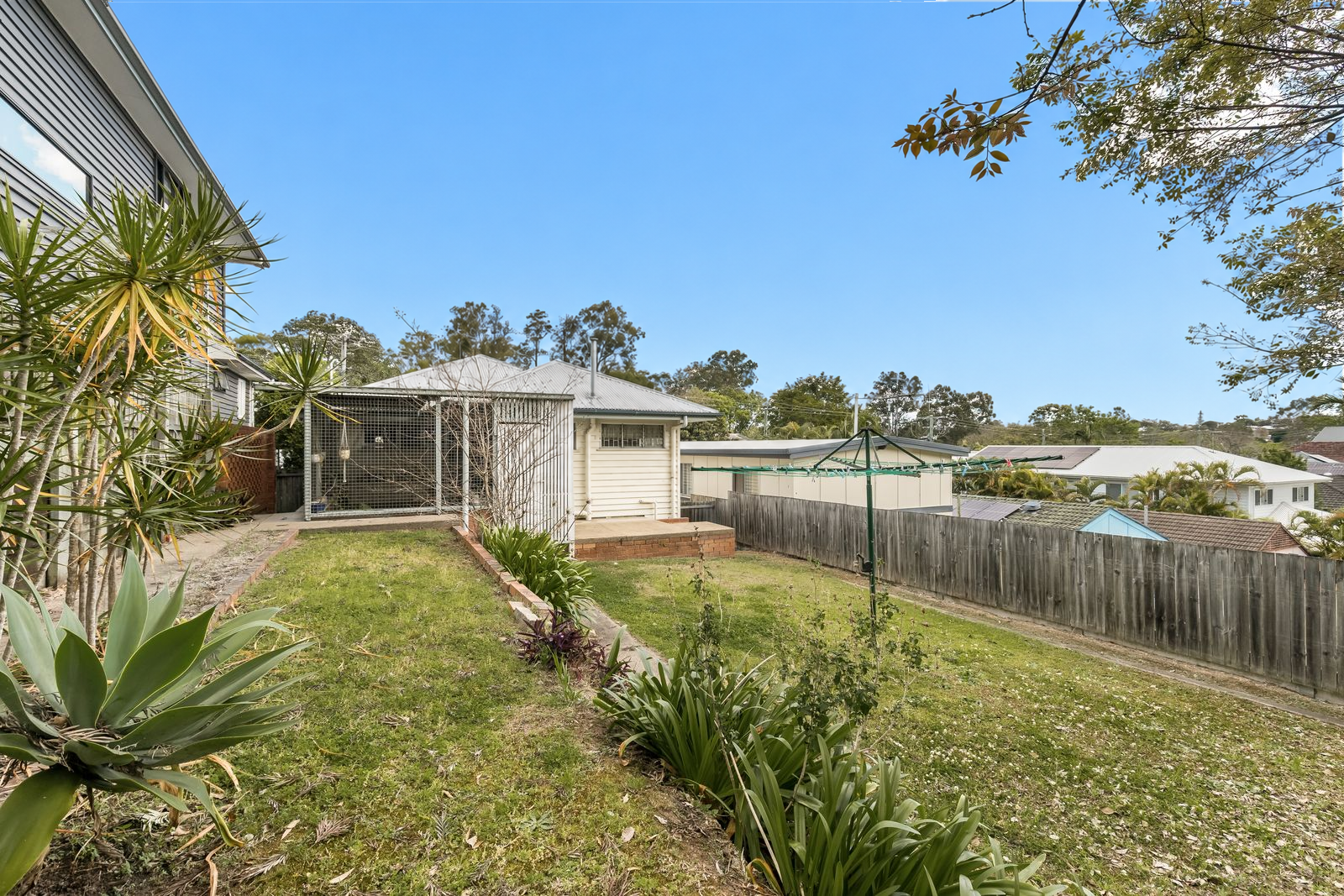 15 Noreen Street — photo 11 of 11