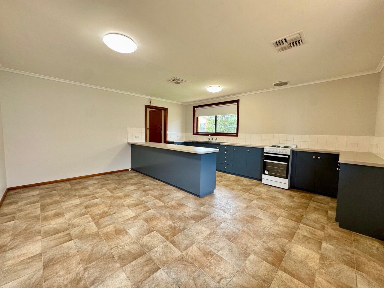 75 Currajong Street, Parkes, NSW 2870