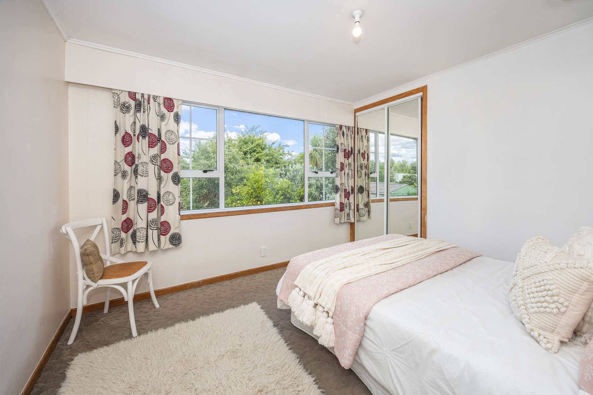 31 Mitcham Avenue photo 18
