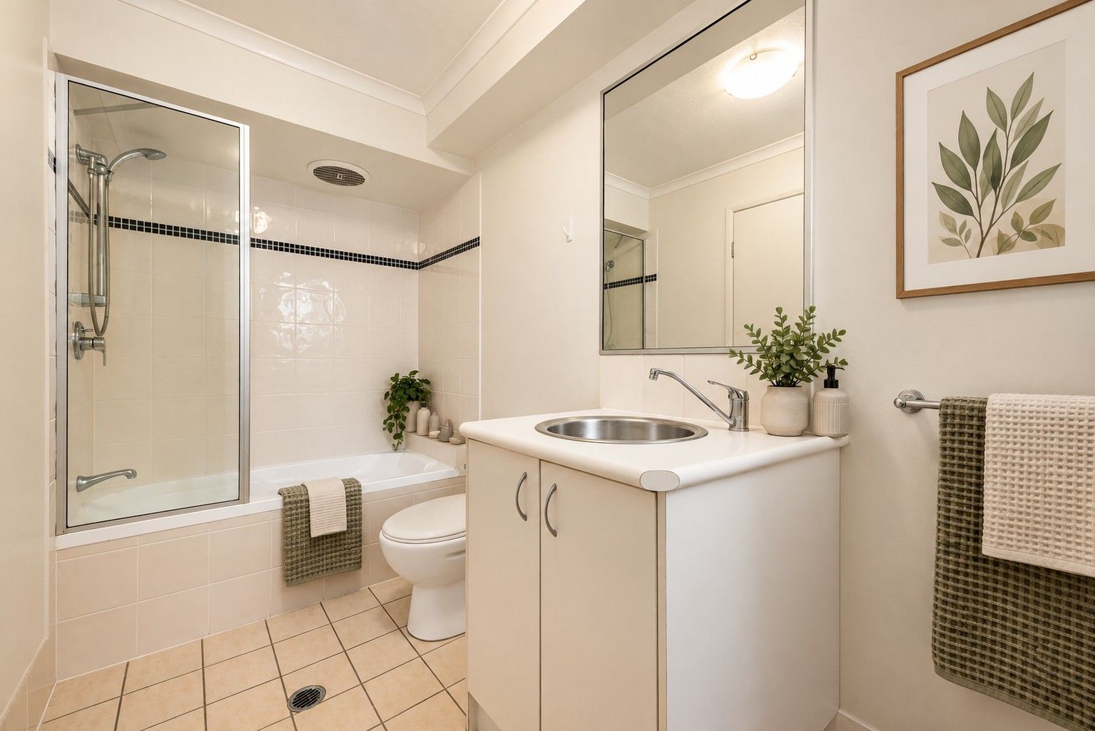1 Wellington Street — photo 6 of 21