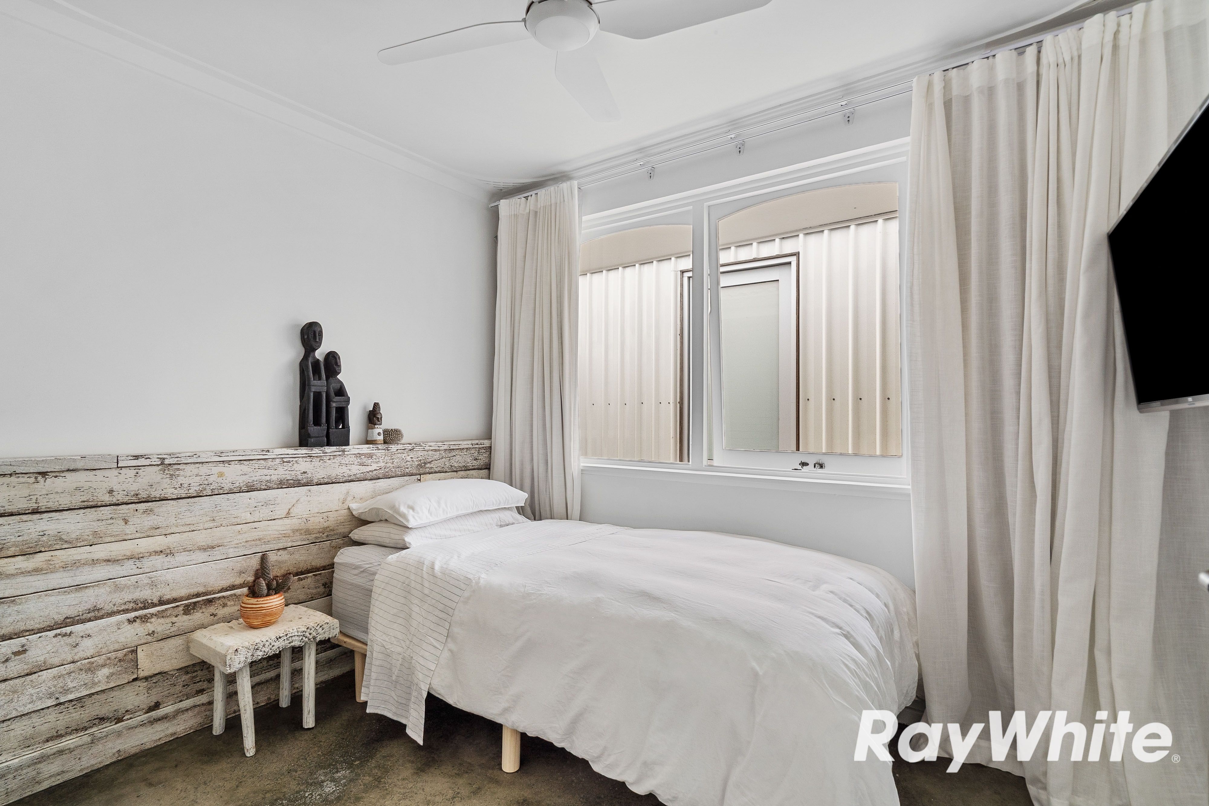 15 Clyde Place — photo 12 of 28